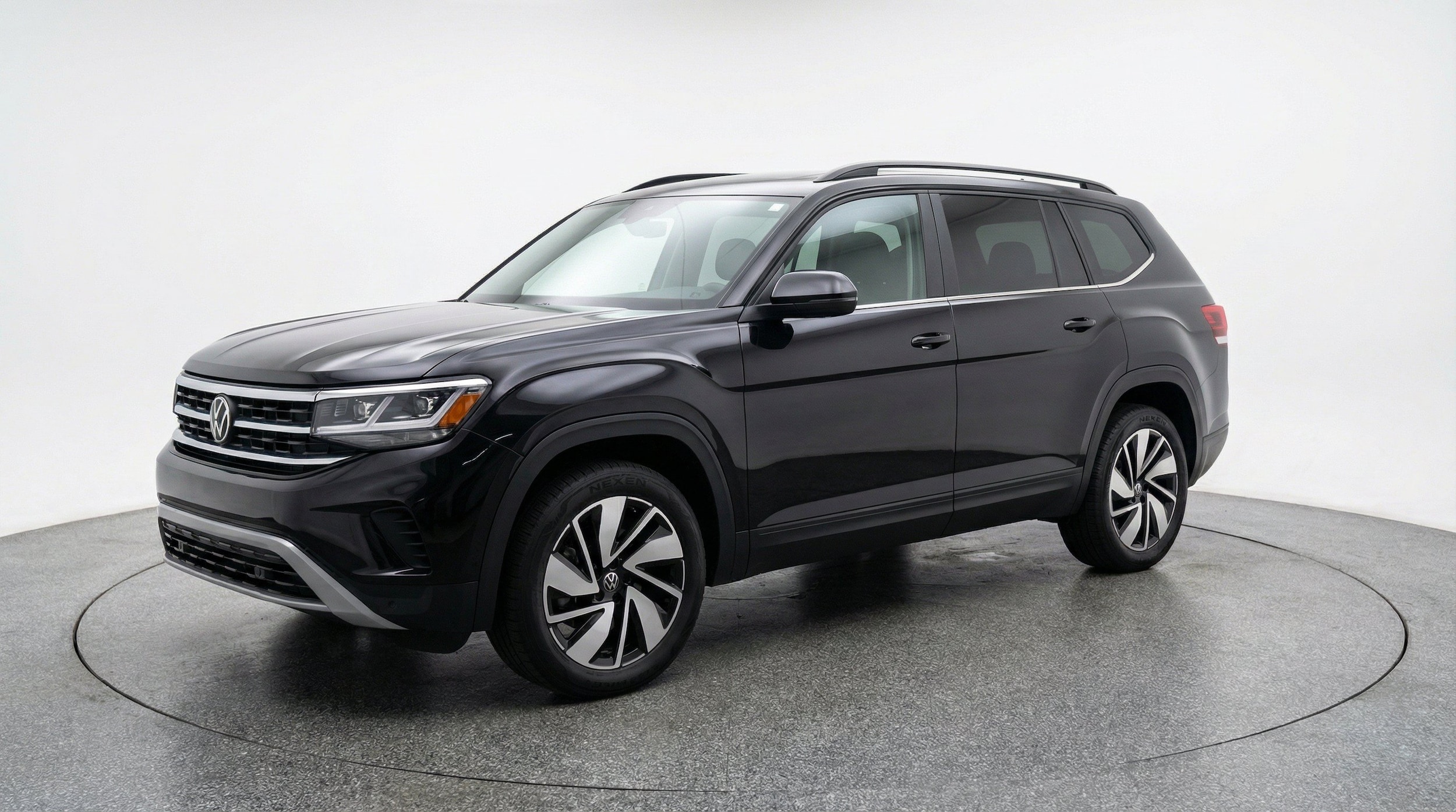 Thumbnail: 2026 Volkswagen Atlas - 3