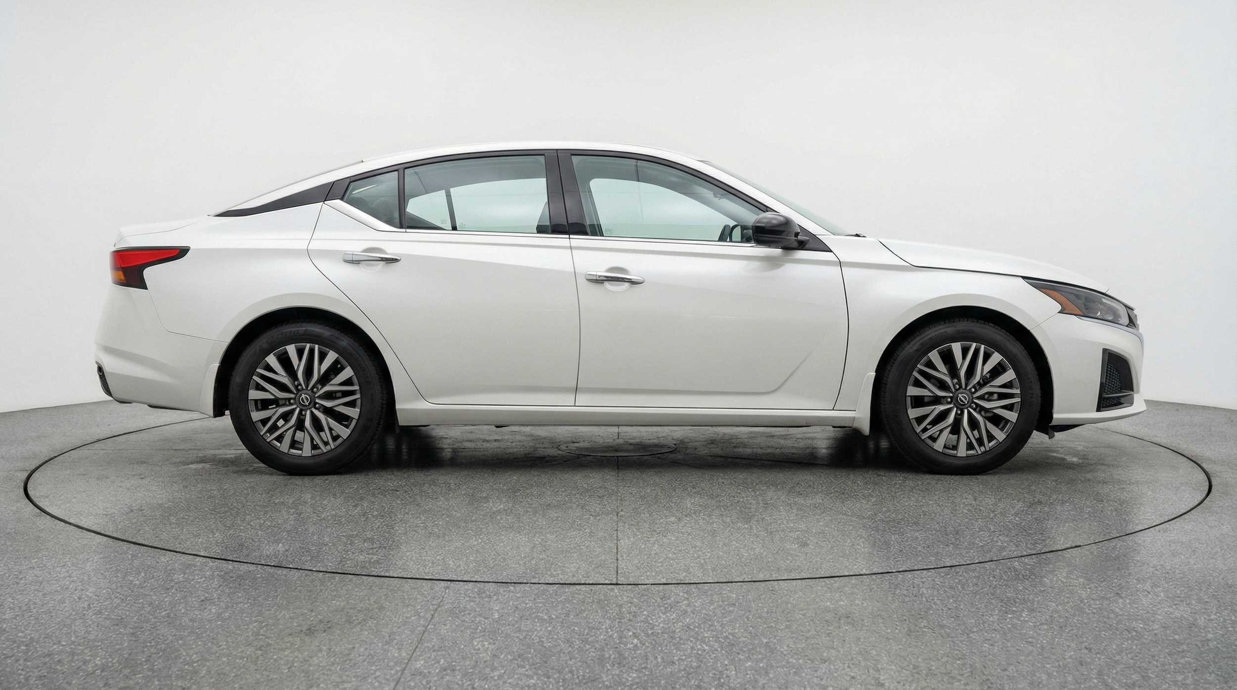 Thumbnail: 2025 Nissan Altima - 11