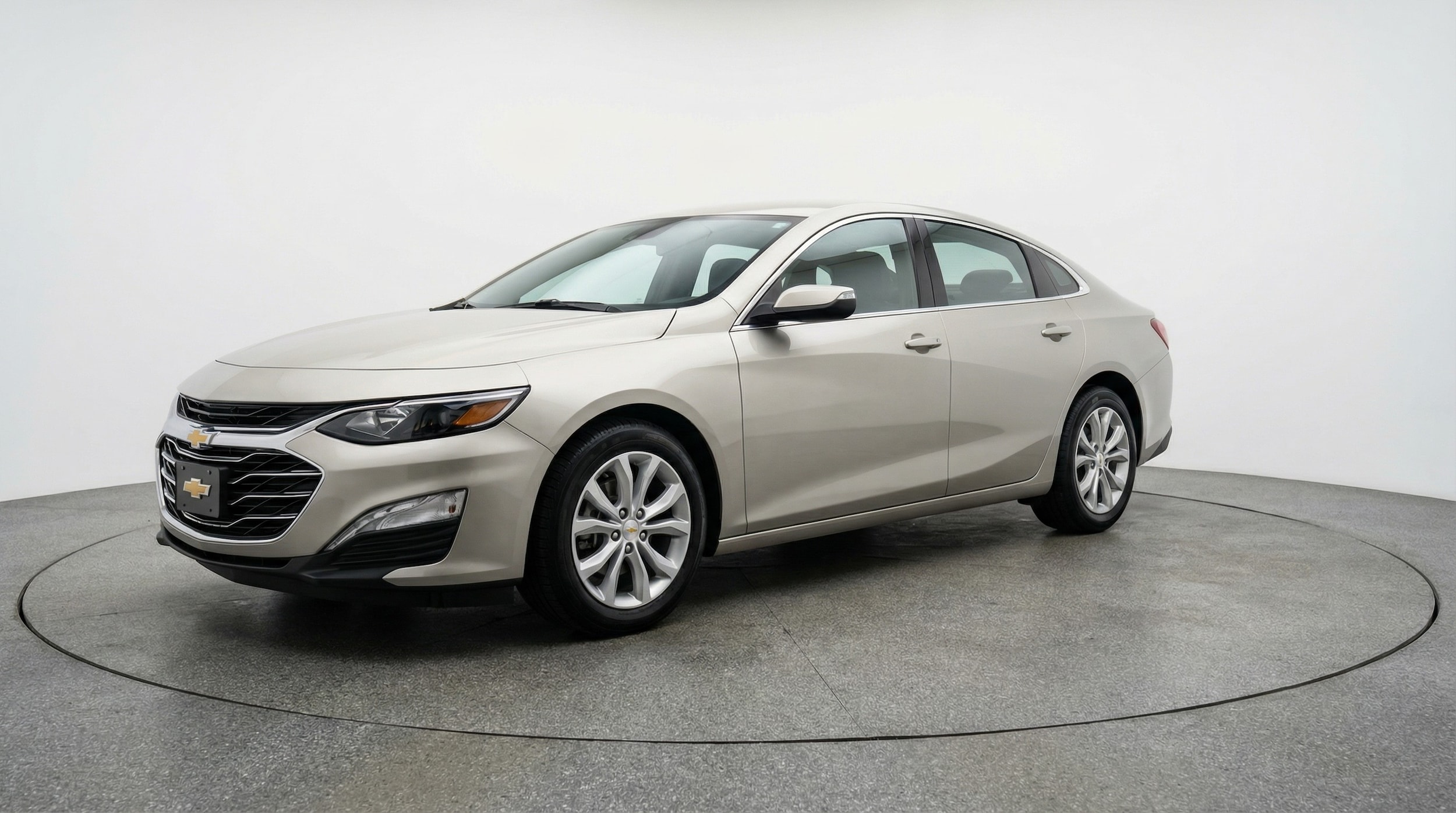 Thumbnail: 2024 Chevrolet Malibu - 3