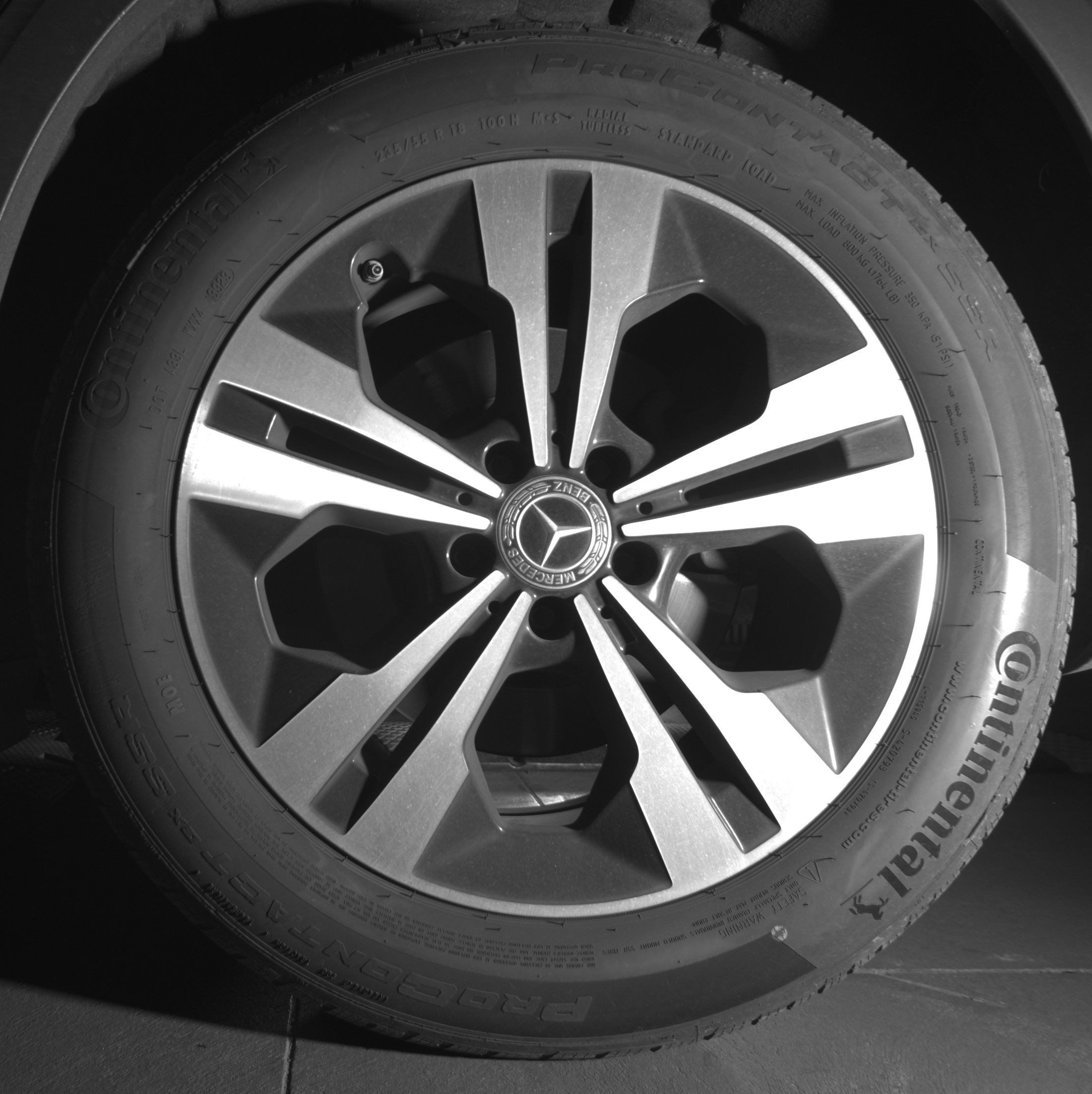 Thumbnail: 2024 Mercedes-Benz GLB - 11