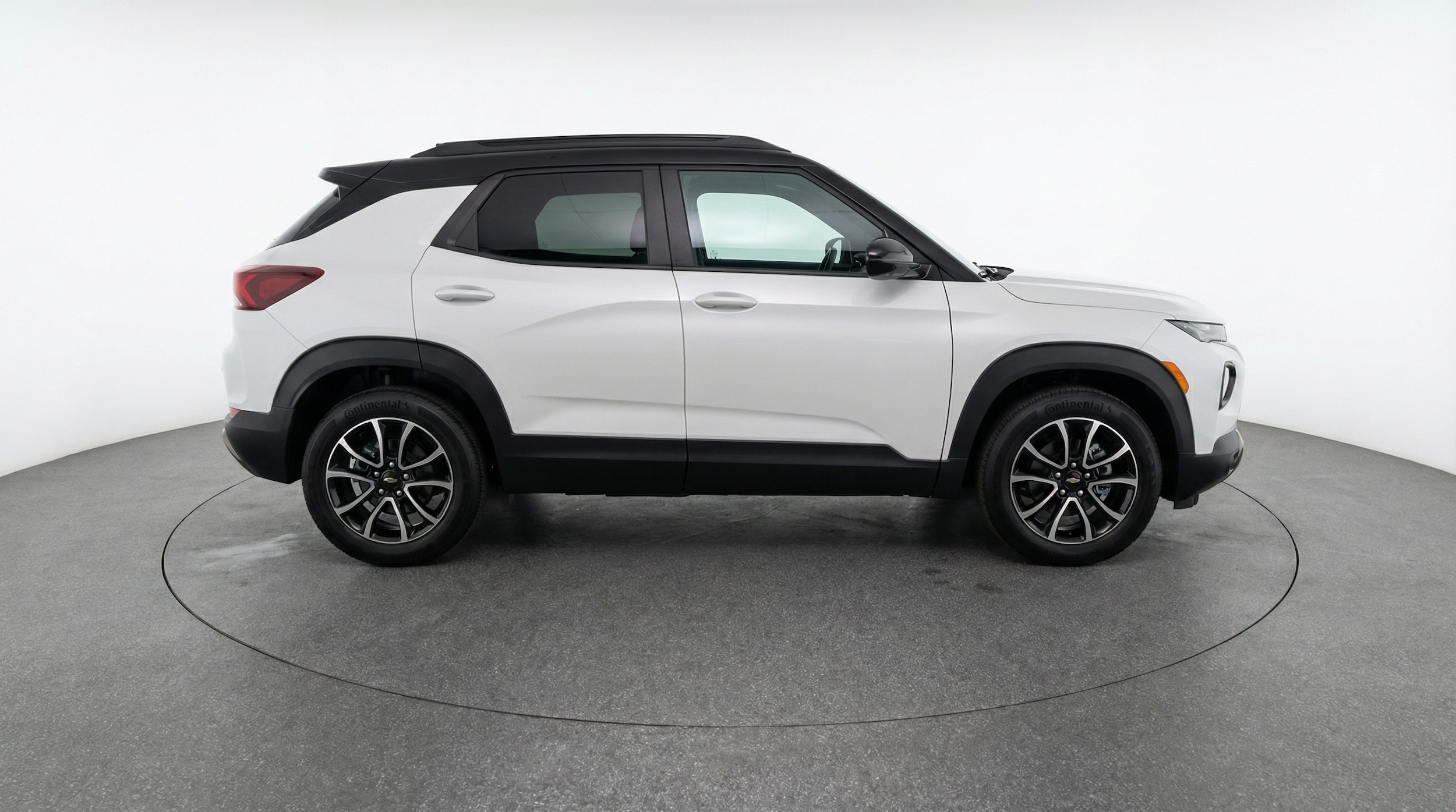 Thumbnail: 2025 Chevrolet TrailBlazer - 8