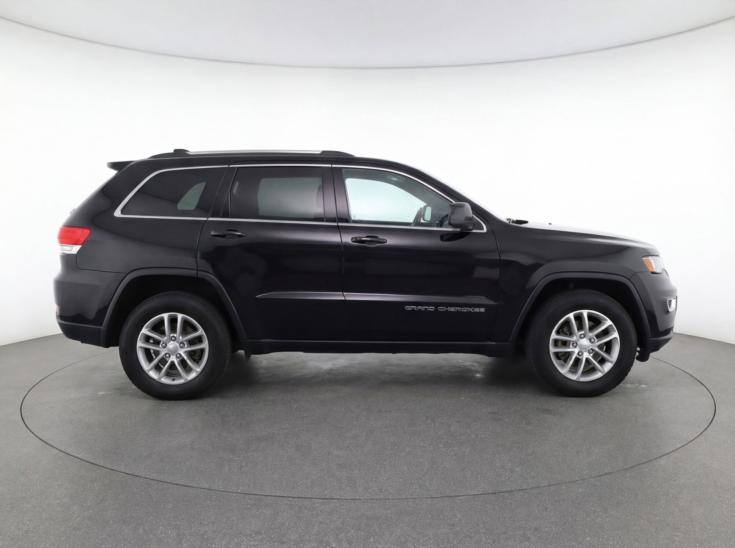 Thumbnail: 2023 Jeep Grand Cherokee - 11