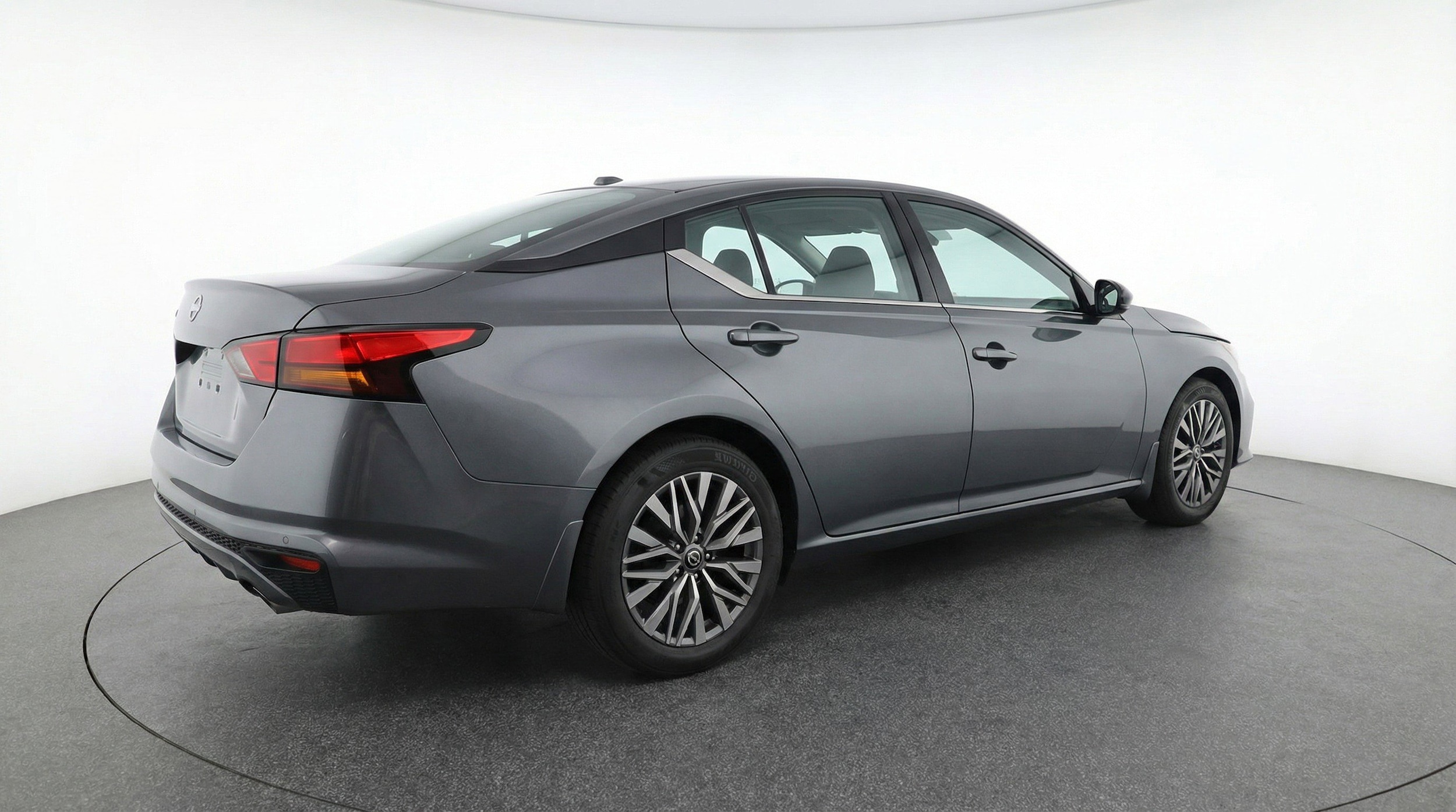 Thumbnail: 2025 Nissan Altima - 9