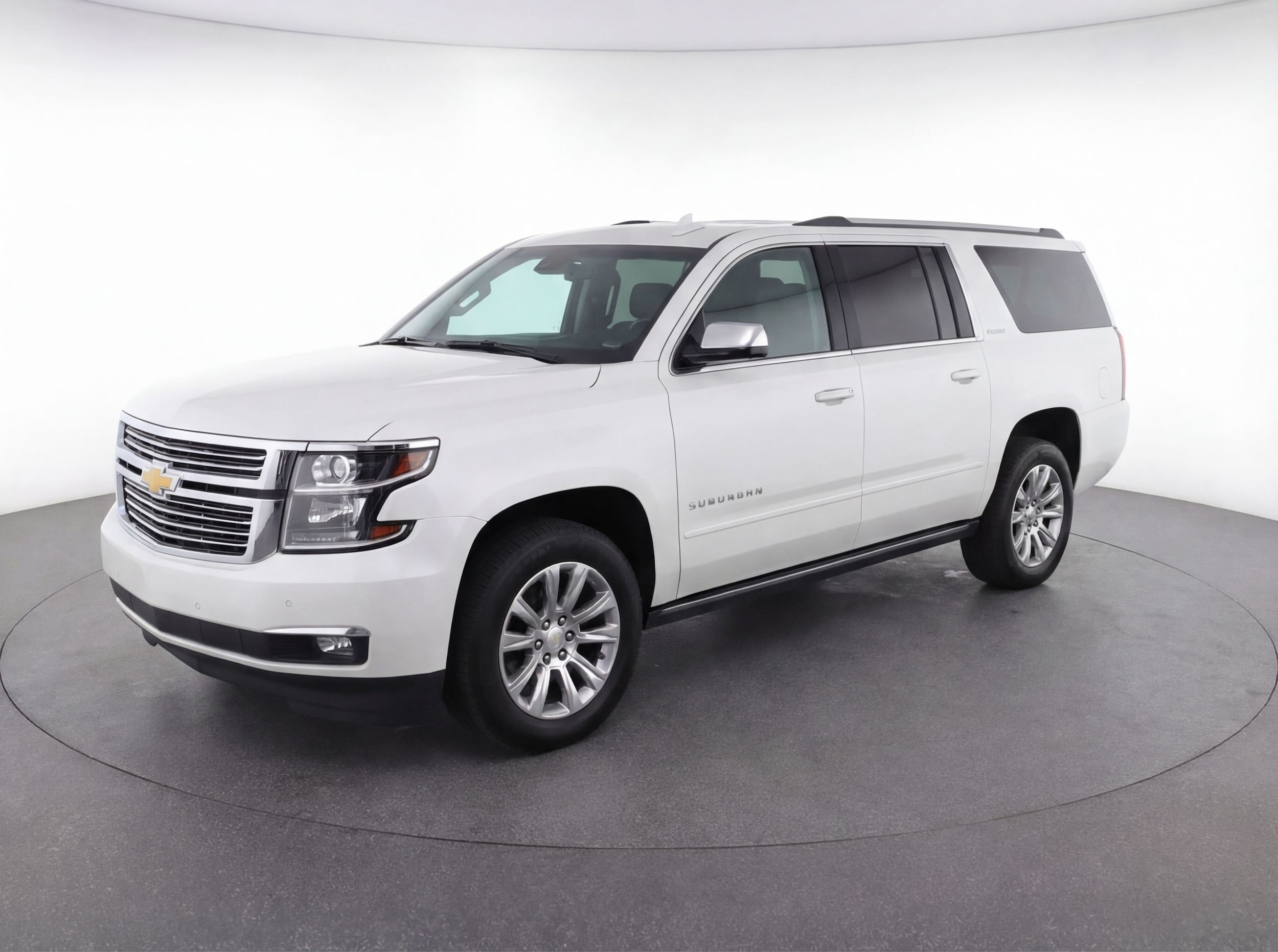 Thumbnail: 2023 Chevrolet Suburban - 3