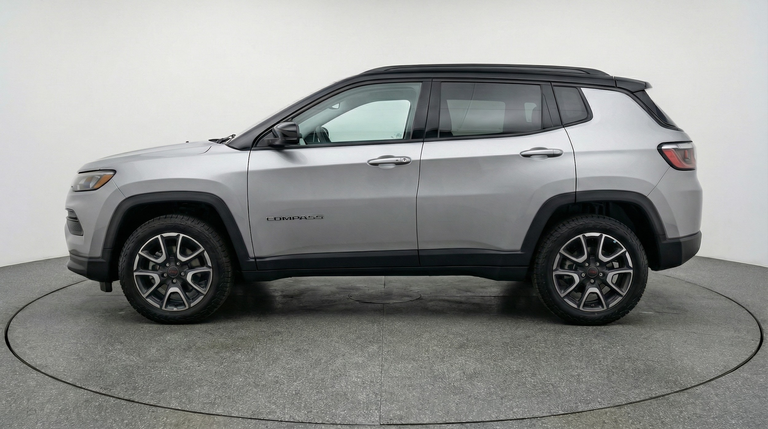 Thumbnail: 2025 Jeep Compass - 4