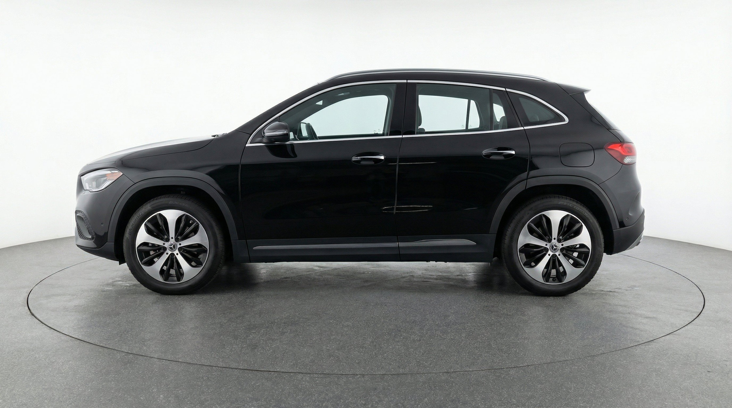 Thumbnail: 2025 Mercedes-Benz GLA - 5