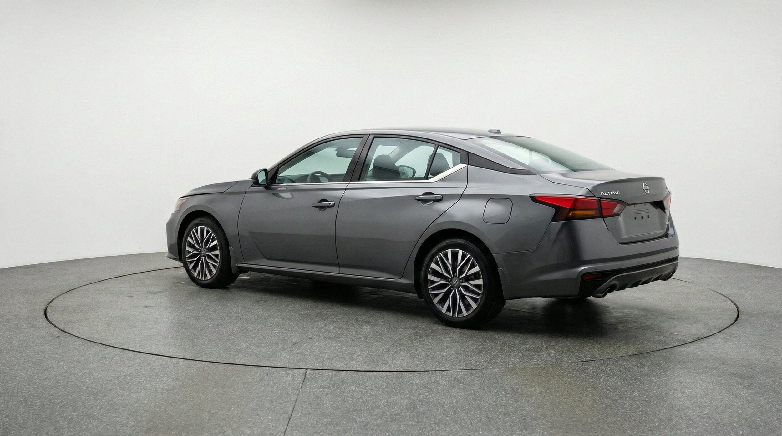 Thumbnail: 2025 Nissan Altima - 6
