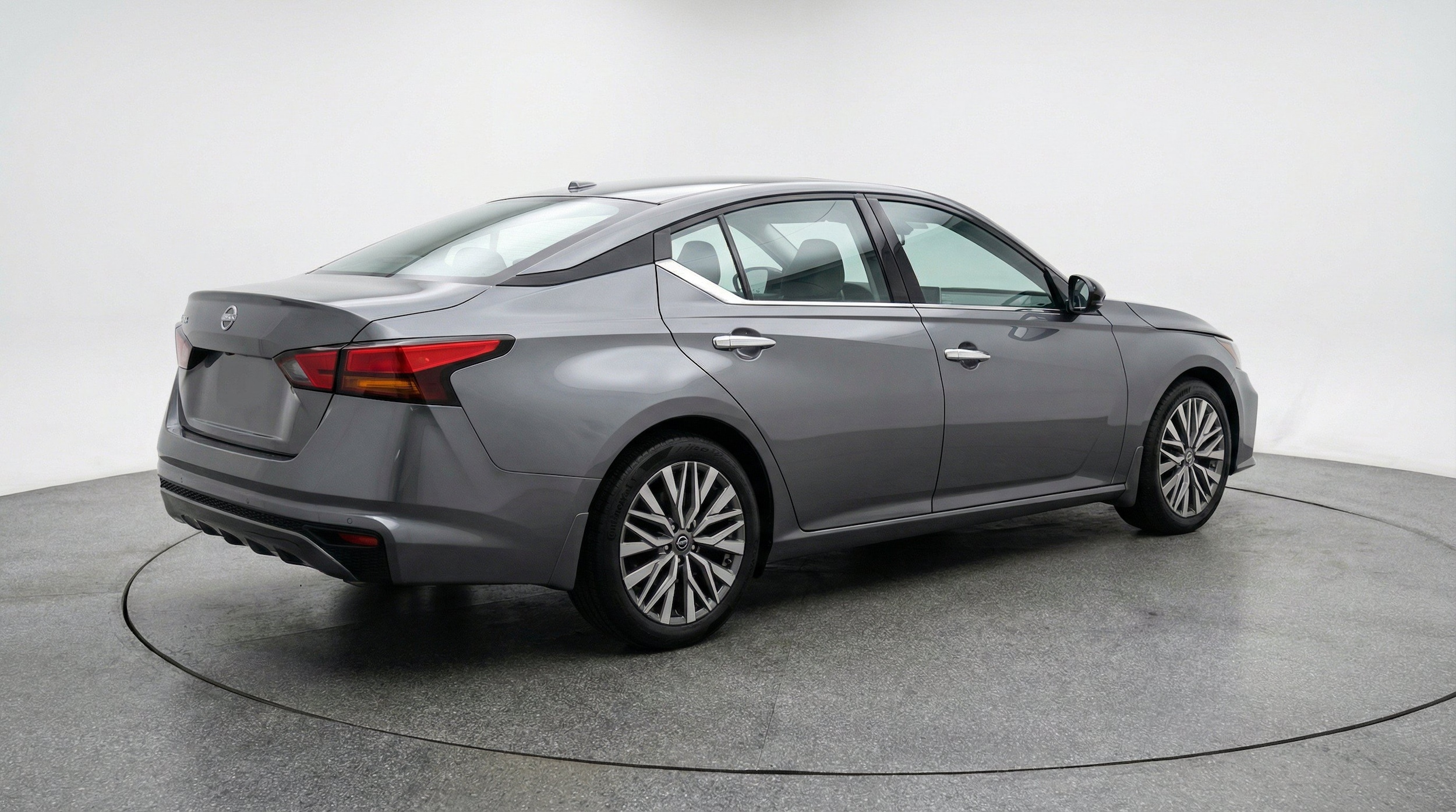 Thumbnail: 2025 Nissan Altima - 9