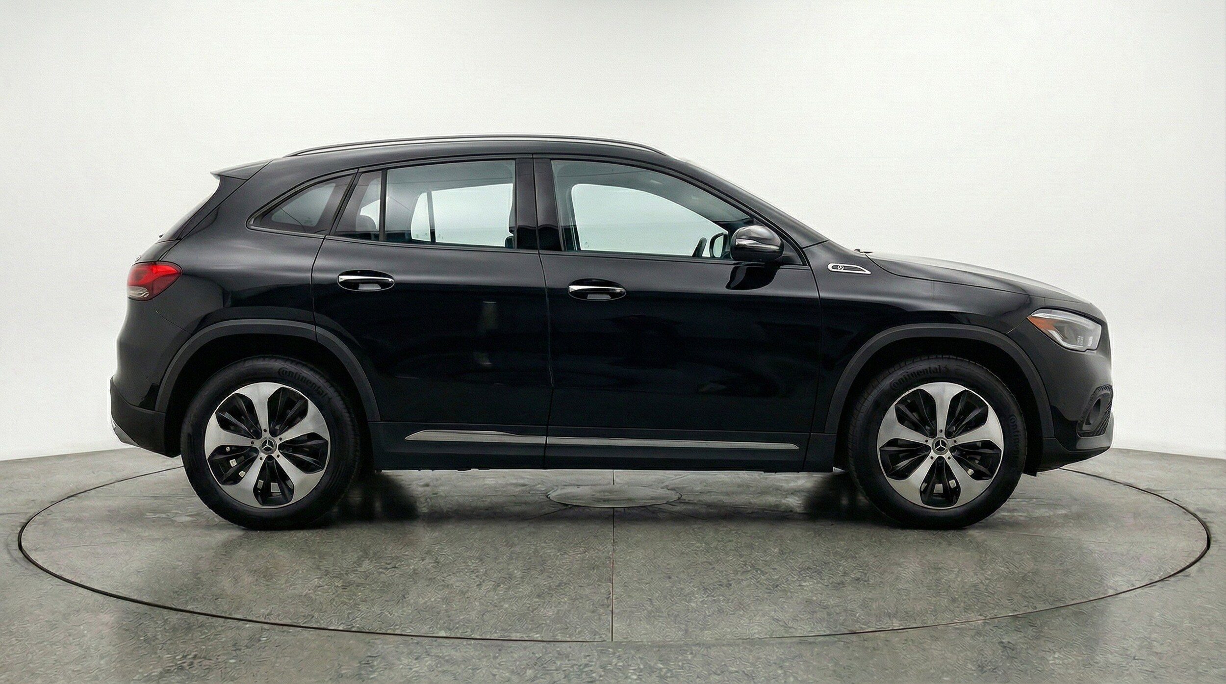 Thumbnail: 2025 Mercedes-Benz GLA - 11