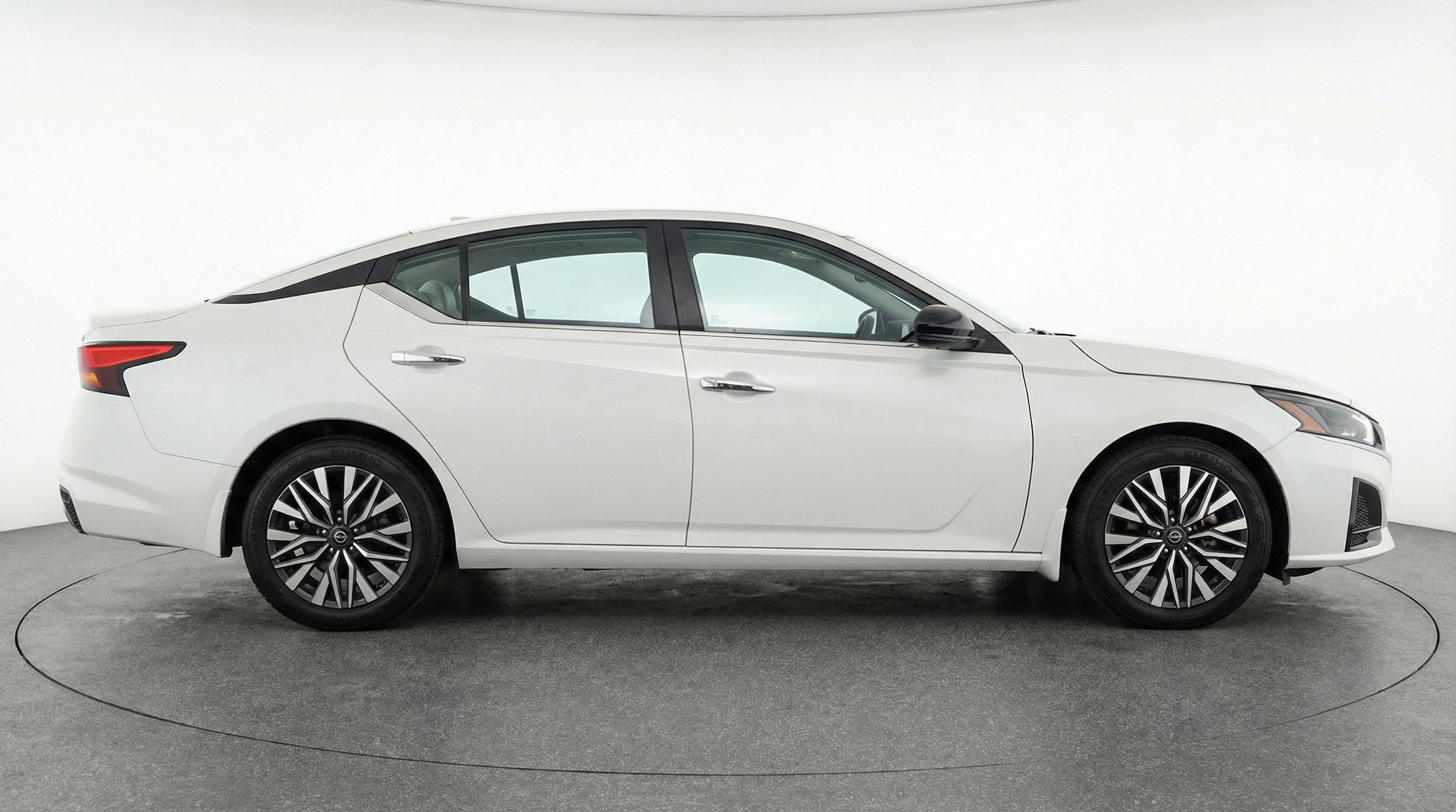 Thumbnail: 2025 Nissan Altima - 11