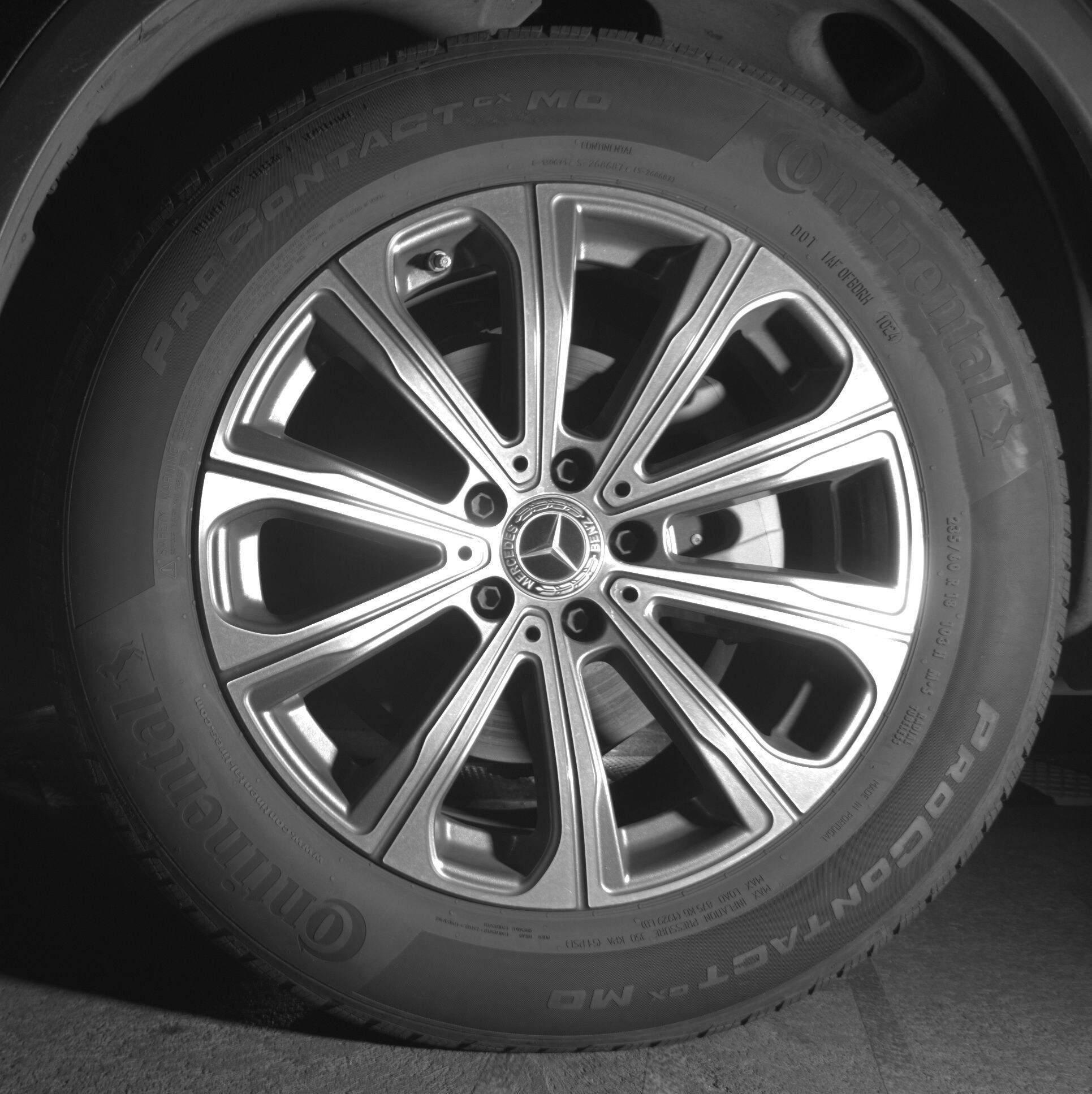 Thumbnail: 2024 Mercedes-Benz GLC - 9