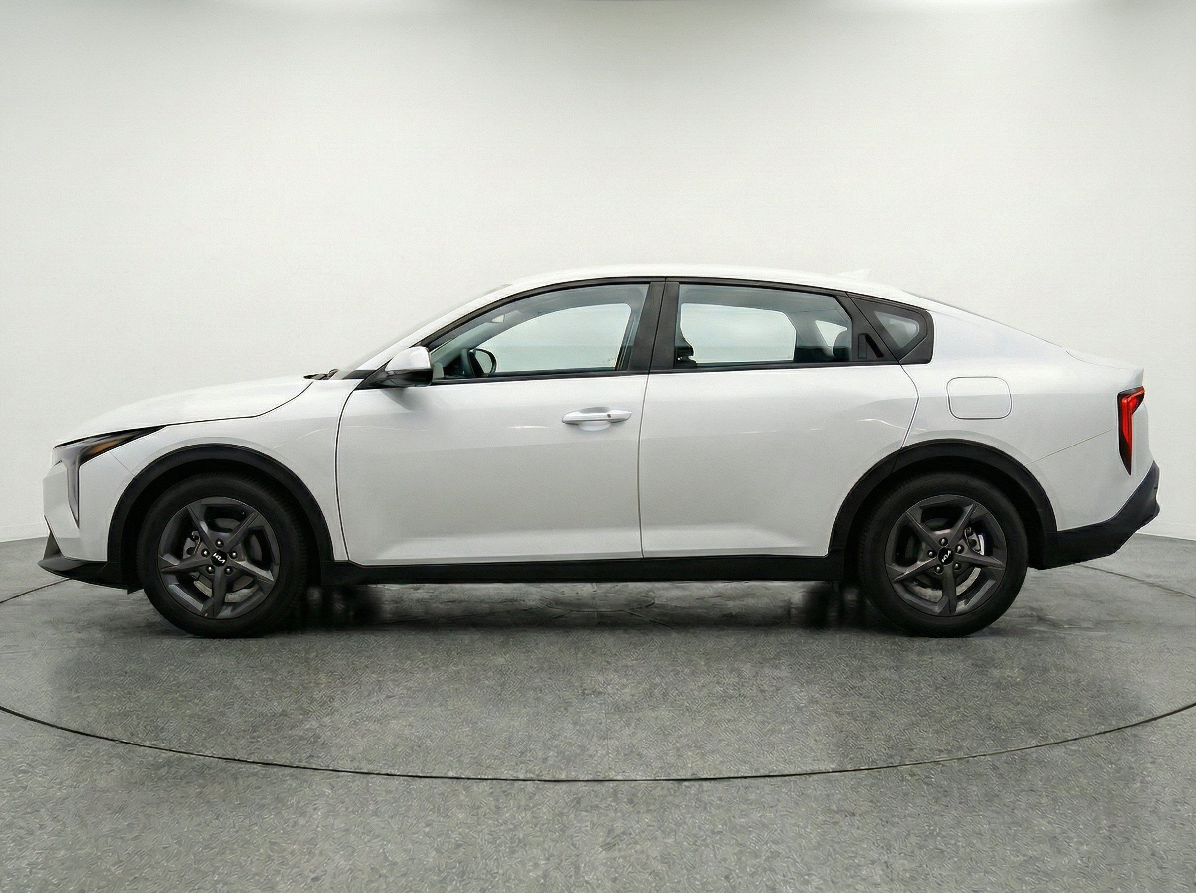 Thumbnail: 2025 Kia K4 - 5