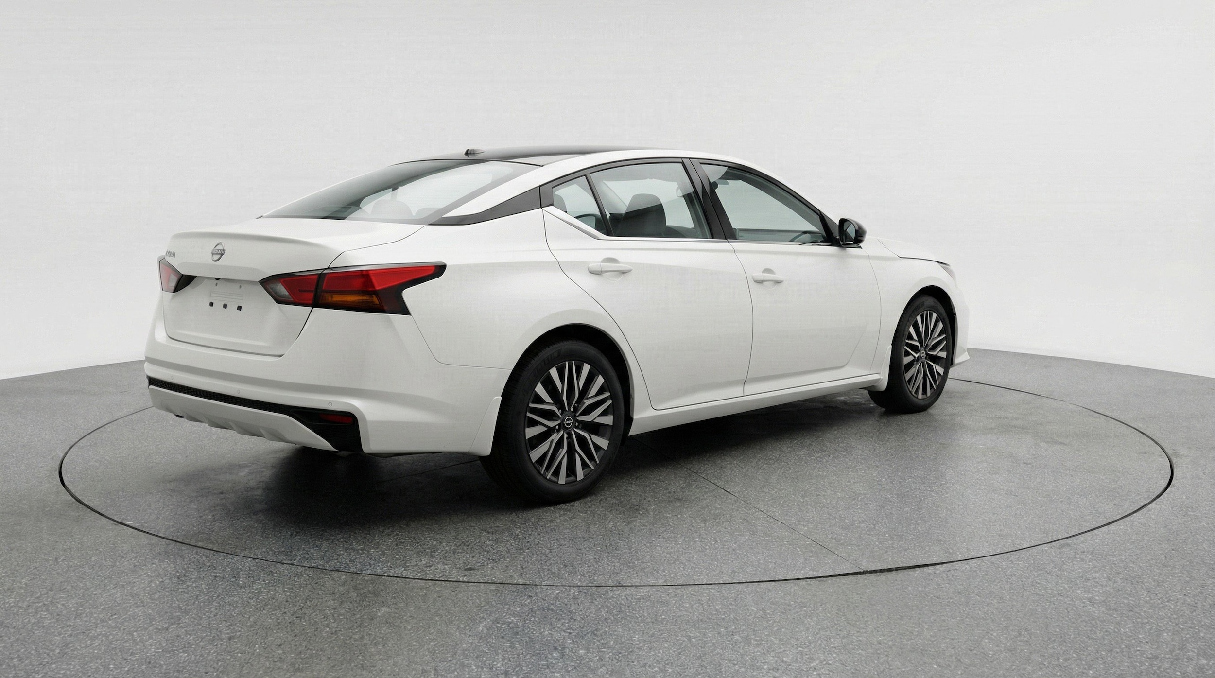 Thumbnail: 2025 Nissan Altima - 9