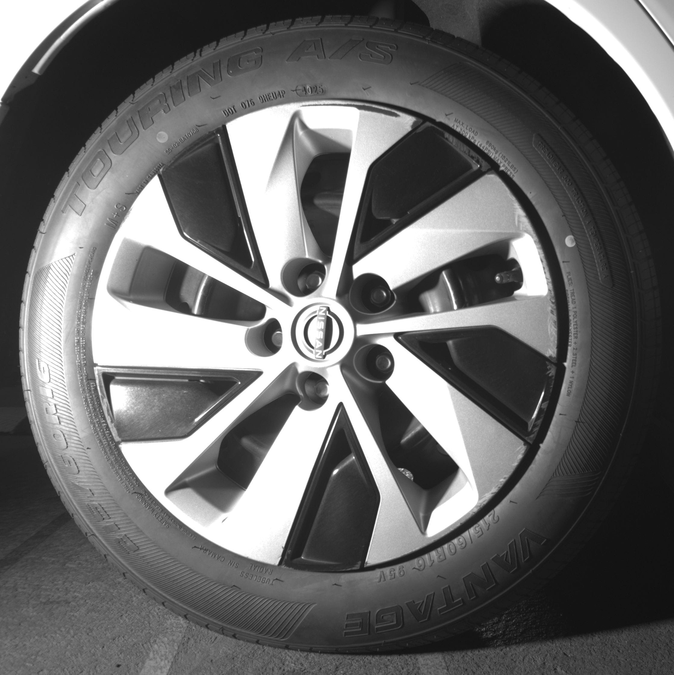 Thumbnail: 2023 Nissan Altima - 12