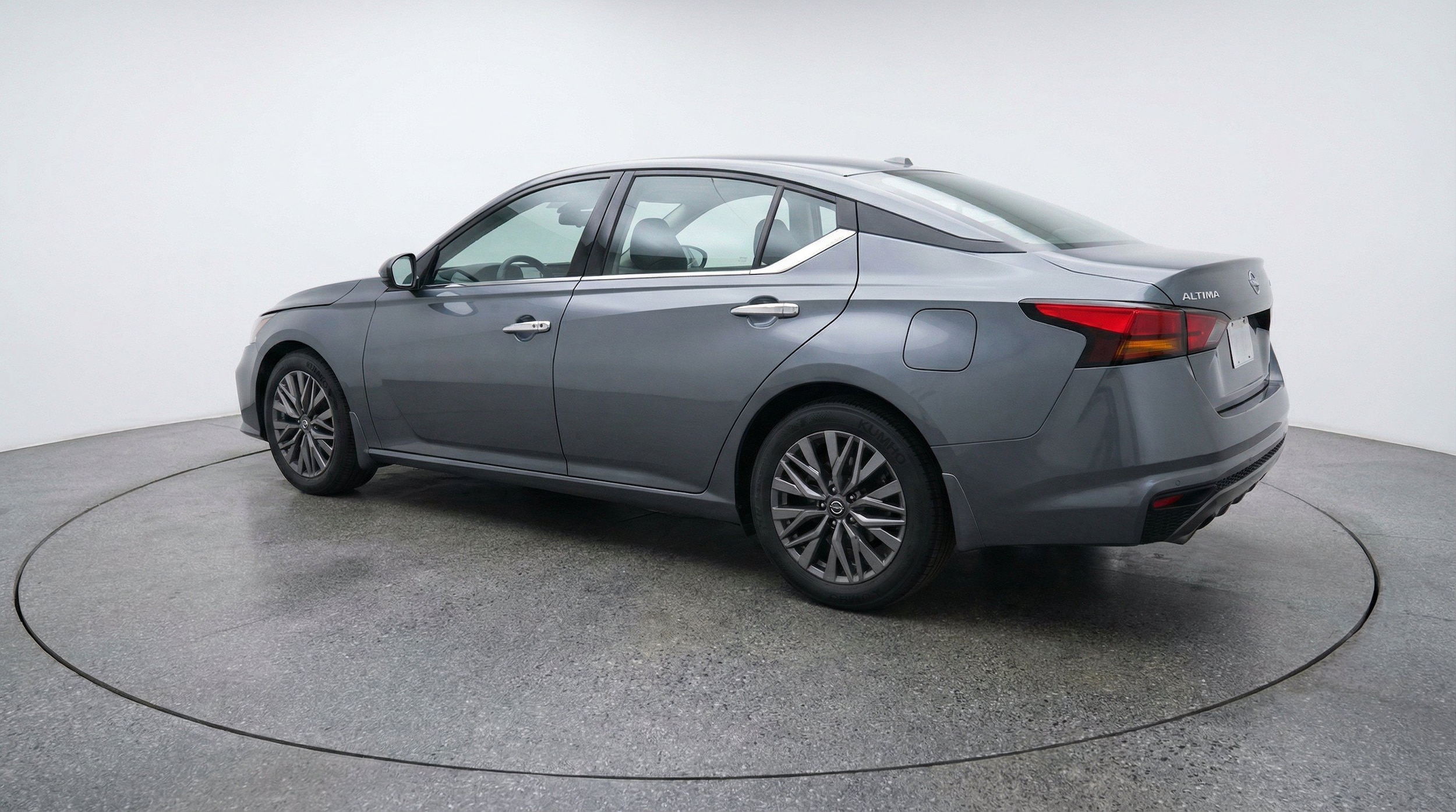 Thumbnail: 2025 Nissan Altima - 6