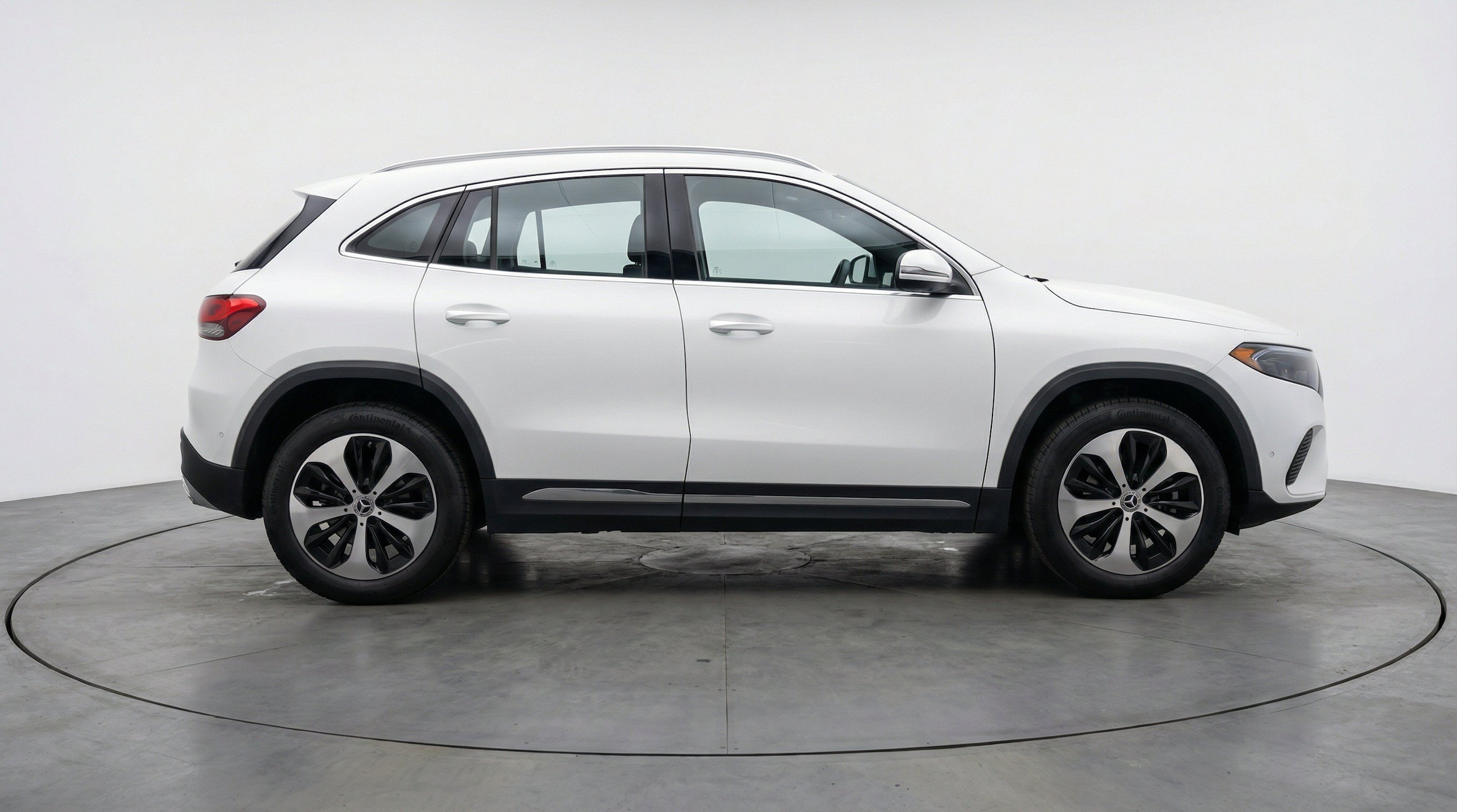 Thumbnail: 2025 Mercedes-Benz GLA - 11
