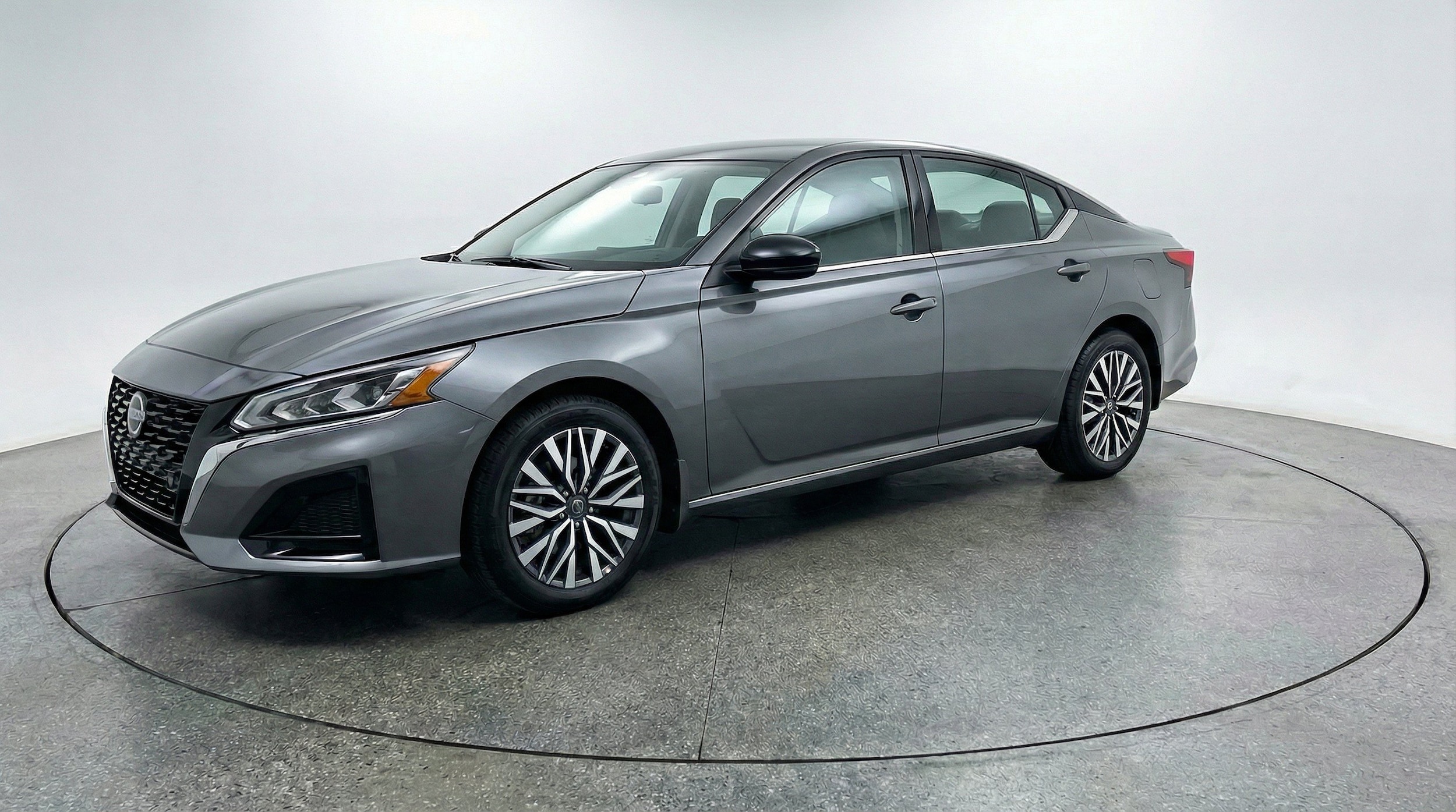 Thumbnail: 2025 Nissan Altima - 3
