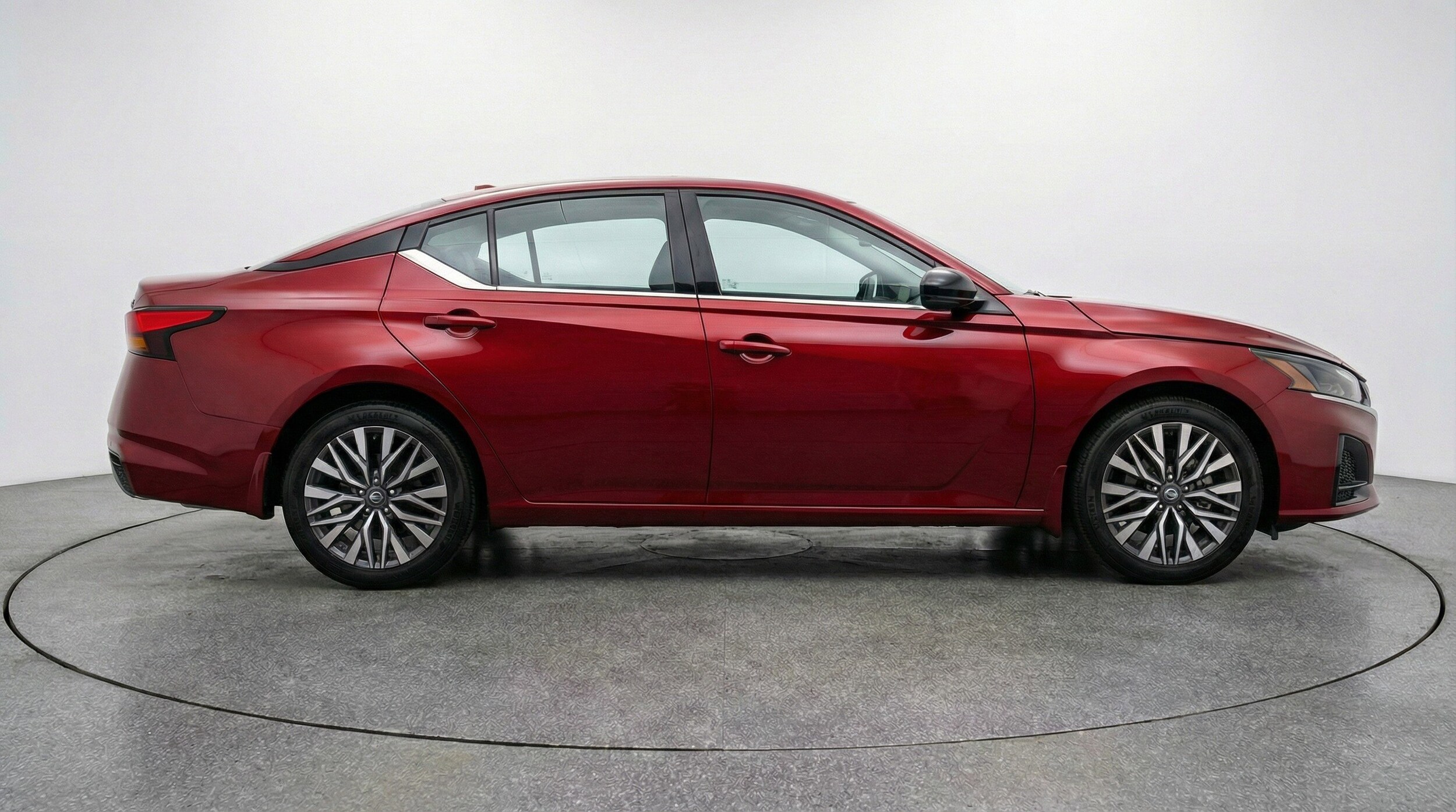Thumbnail: 2025 Nissan Altima - 11