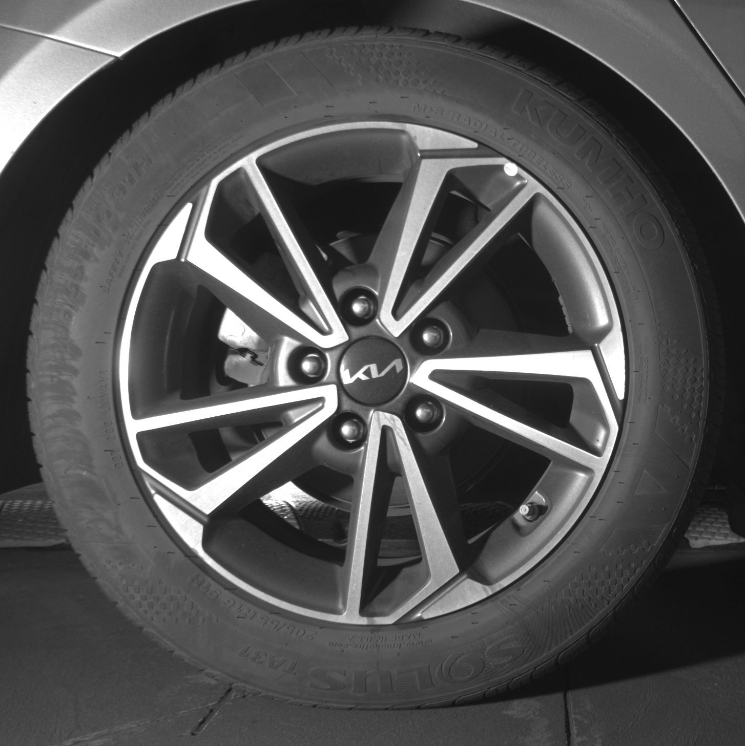 Thumbnail: 2024 Kia Forte - 17