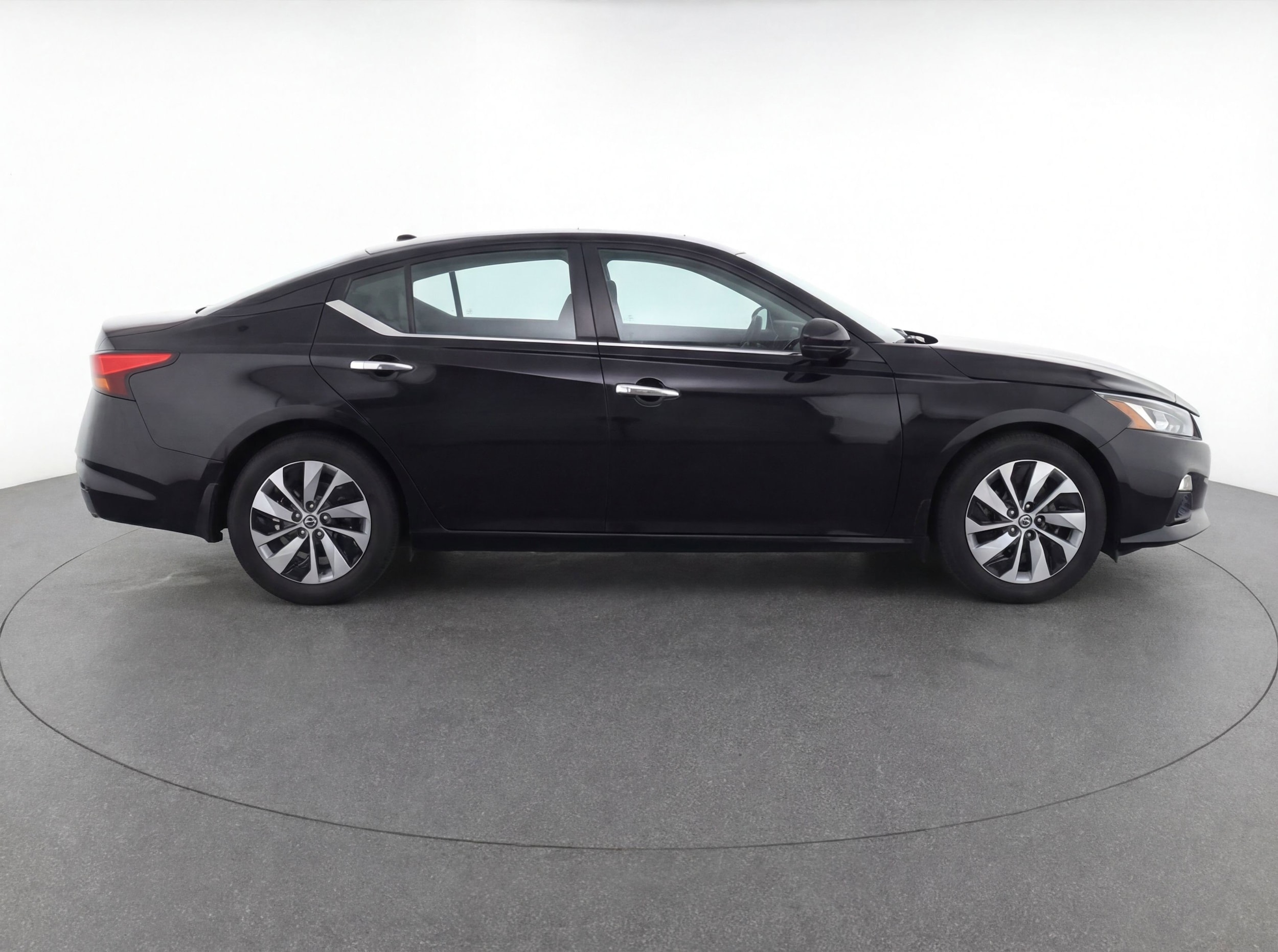 Thumbnail: 2023 Nissan Altima - 11