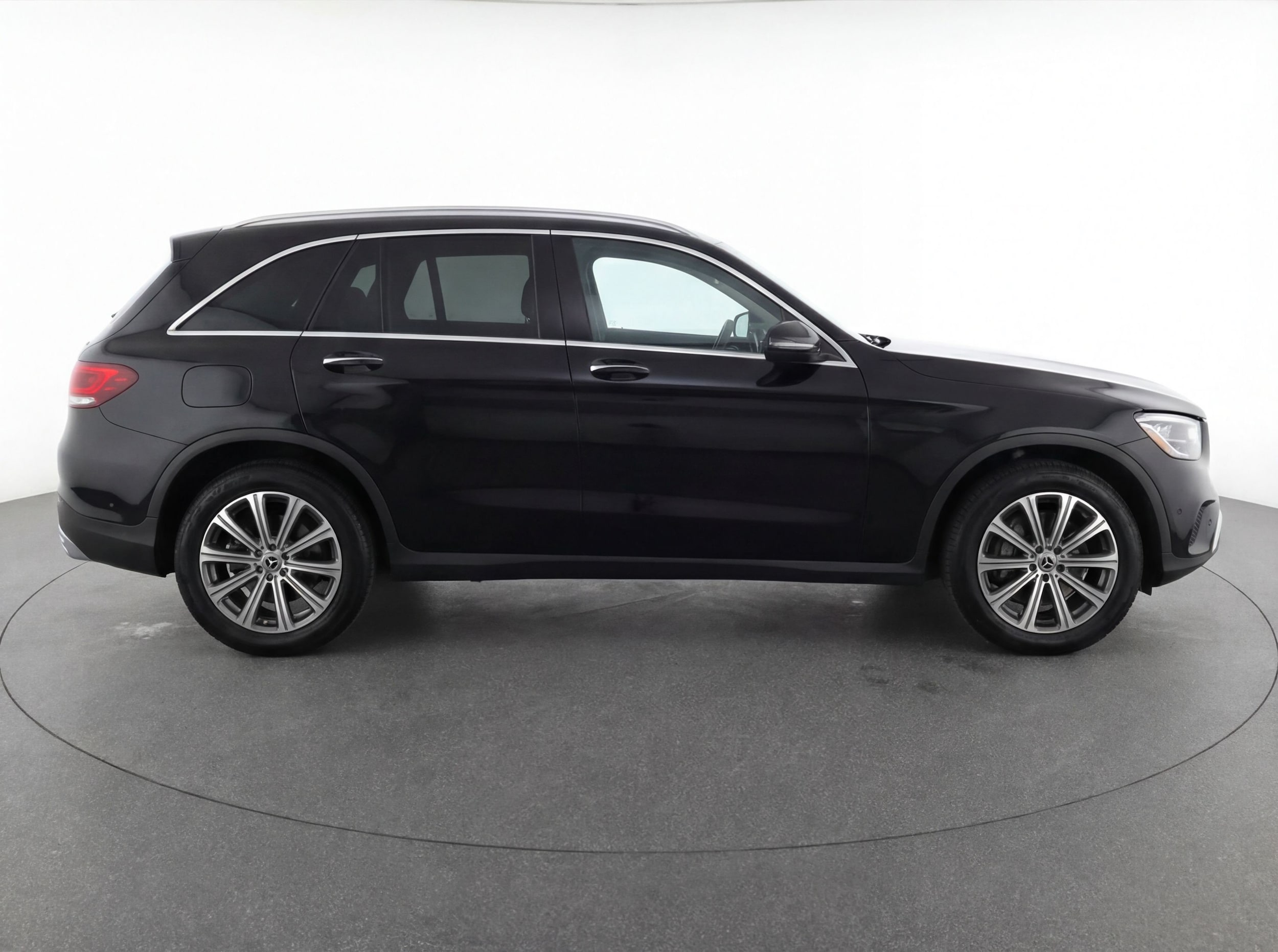 Thumbnail: 2024 Mercedes-Benz GLC - 11