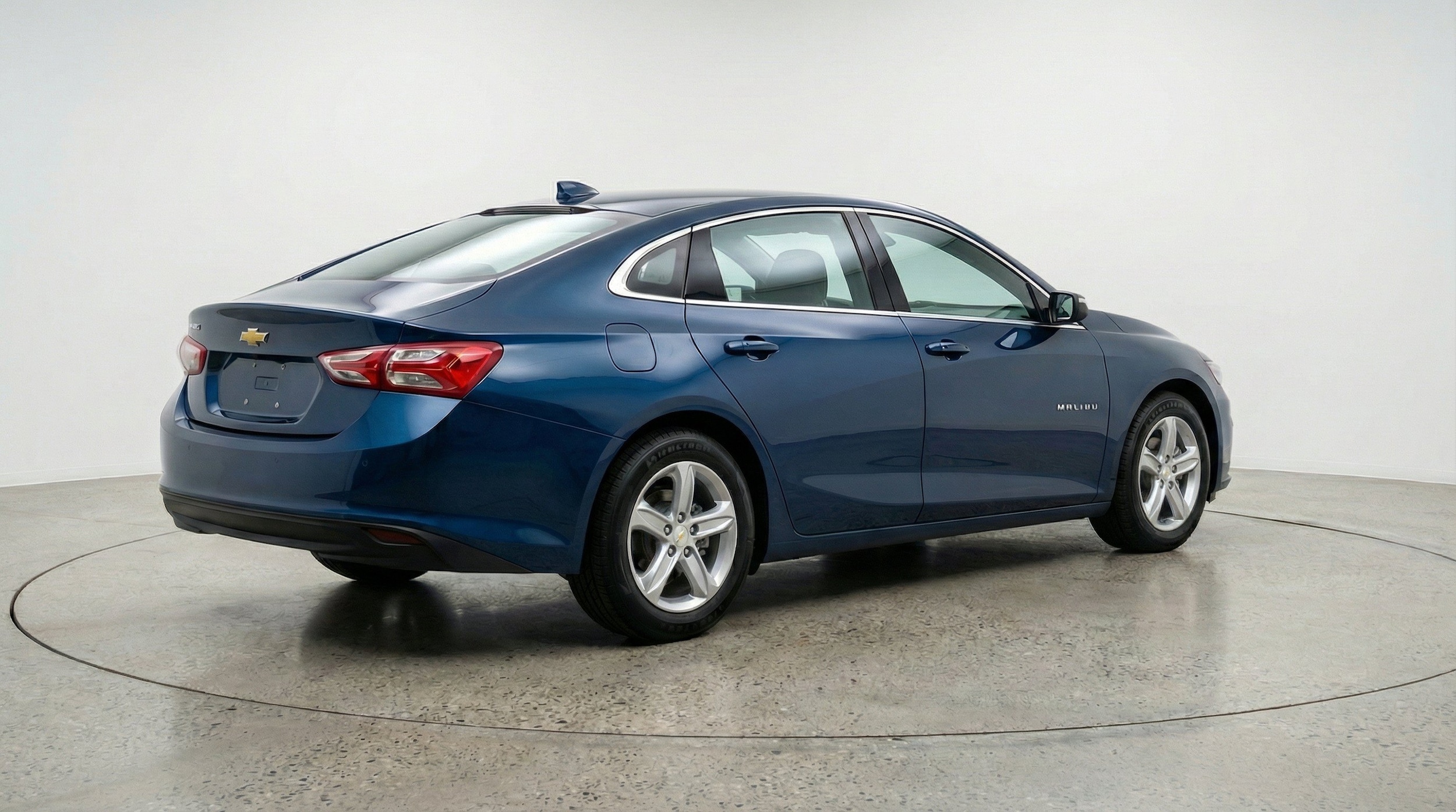 Thumbnail: 2024 Chevrolet Malibu - 9