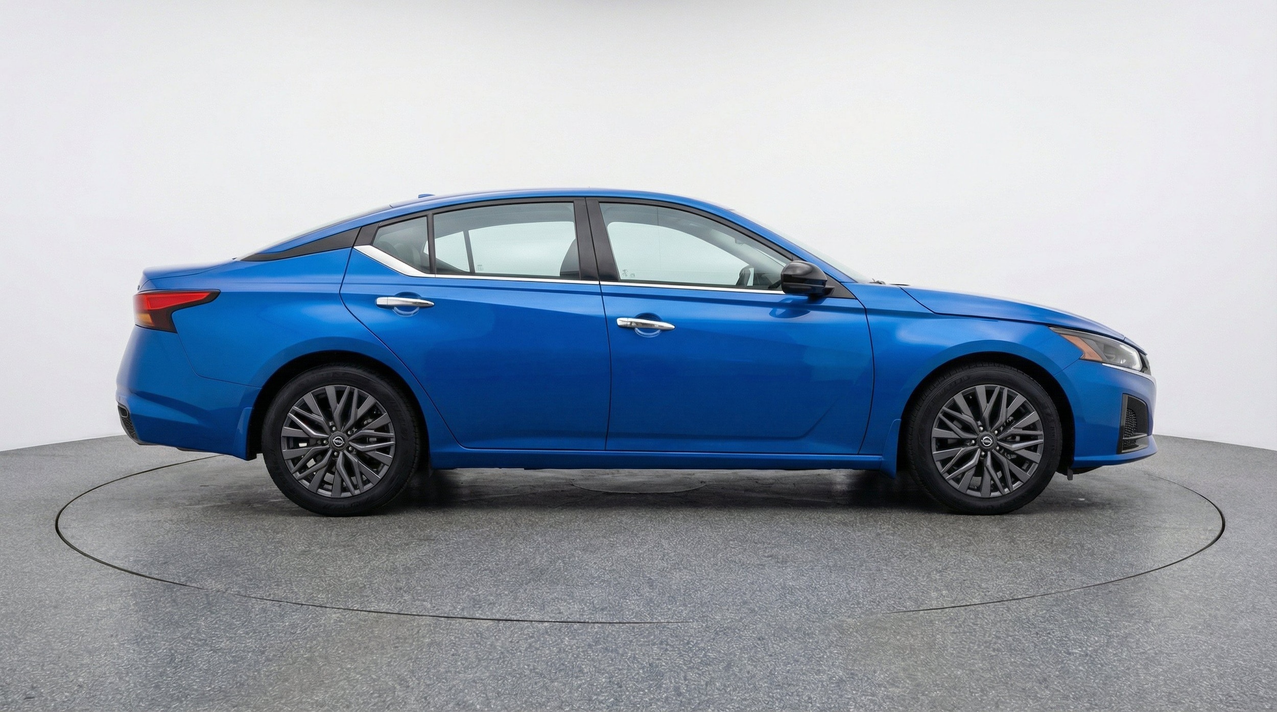 Thumbnail: 2025 Nissan Altima - 11