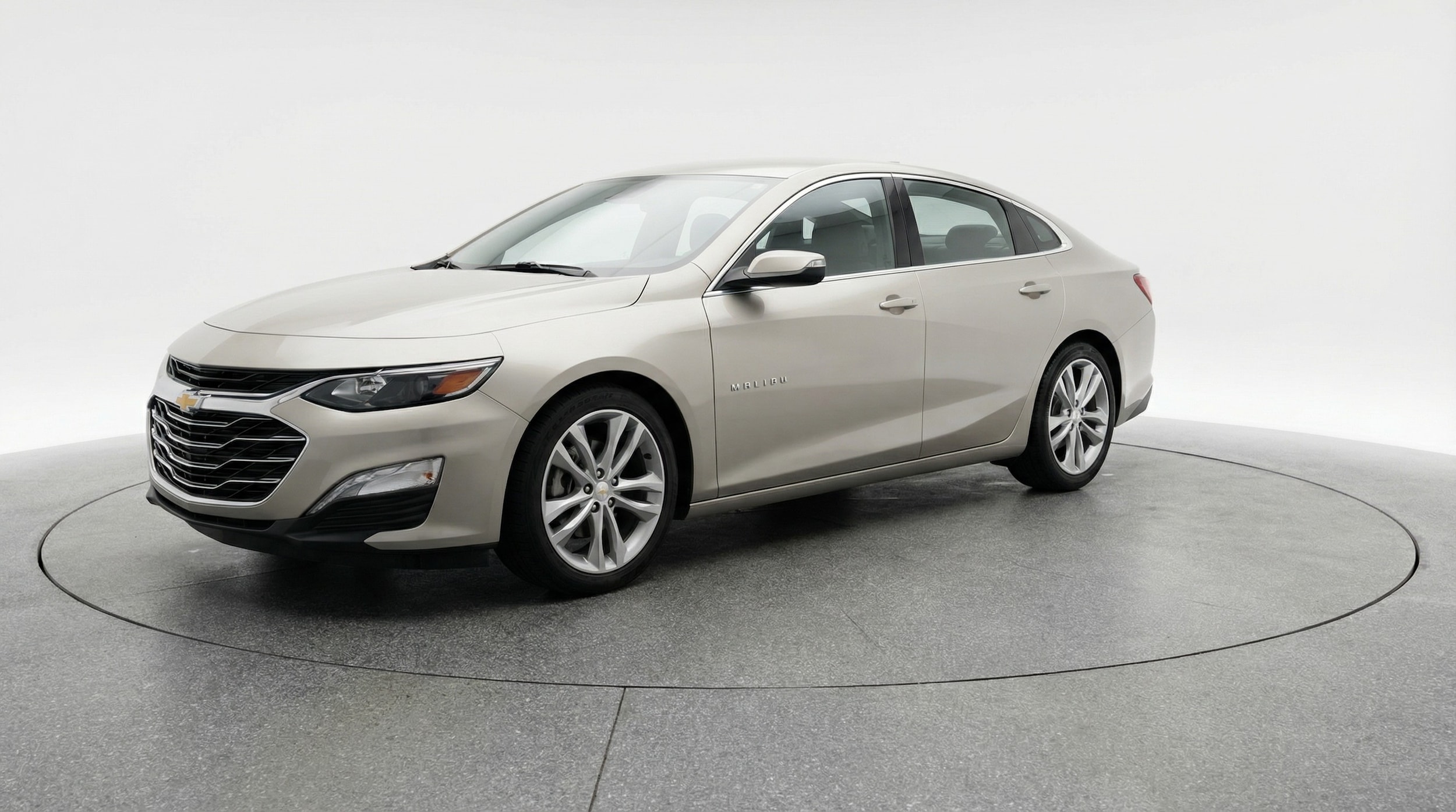 Thumbnail: 2024 Chevrolet Malibu - 3