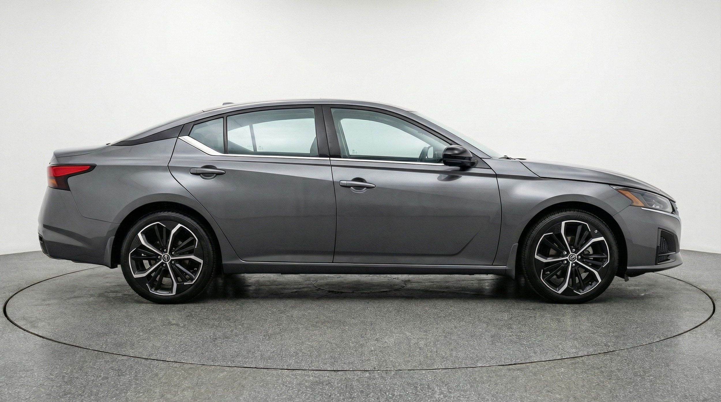 Thumbnail: 2025 Nissan Altima - 8