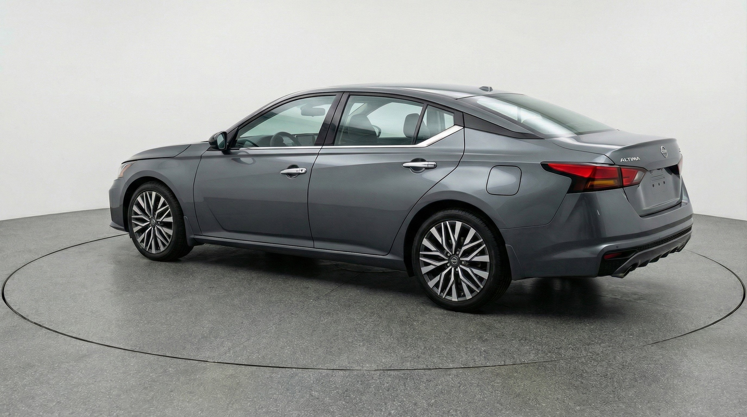Thumbnail: 2025 Nissan Altima - 6