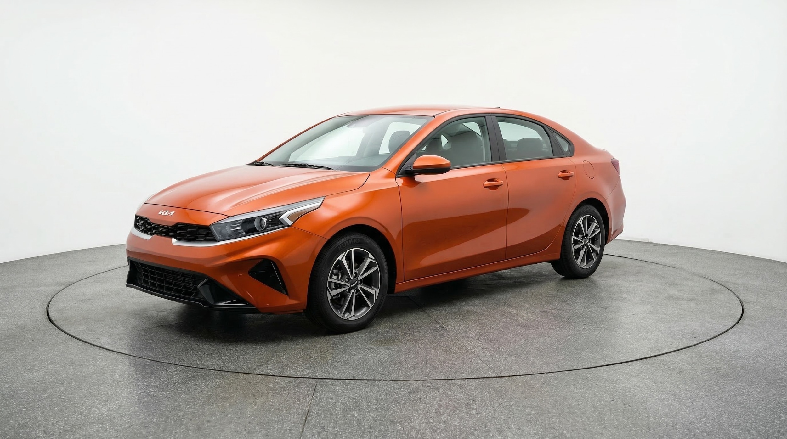 Thumbnail: 2024 Kia Forte - 3