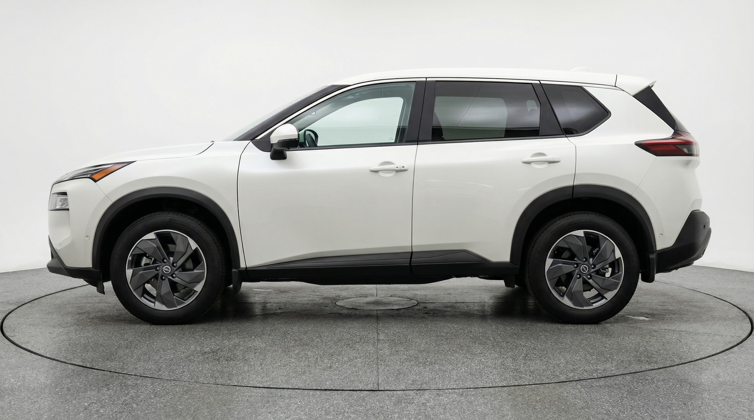 Thumbnail: 2025 Nissan Rogue - 4