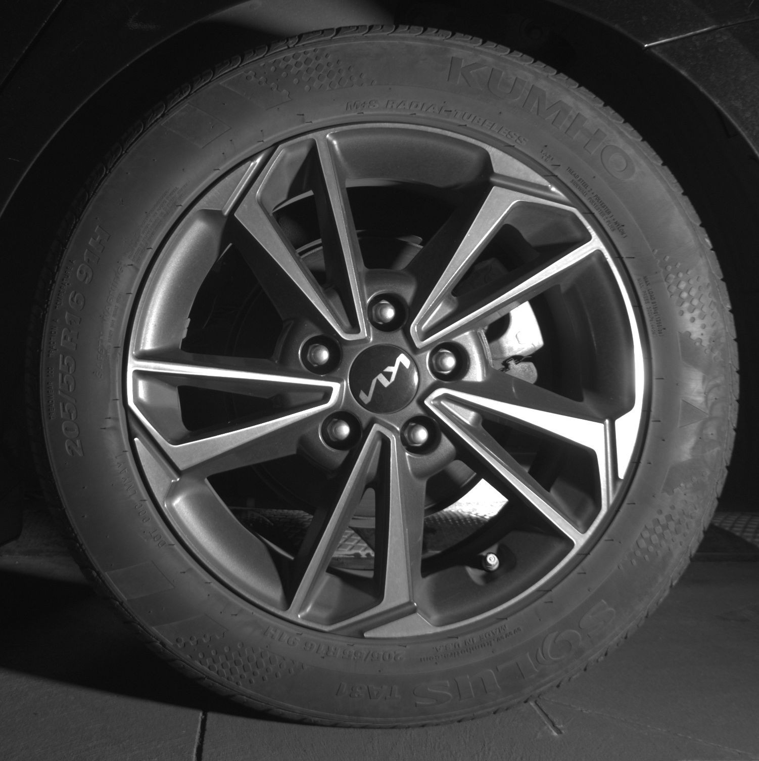 Thumbnail: 2024 Kia Forte - 16