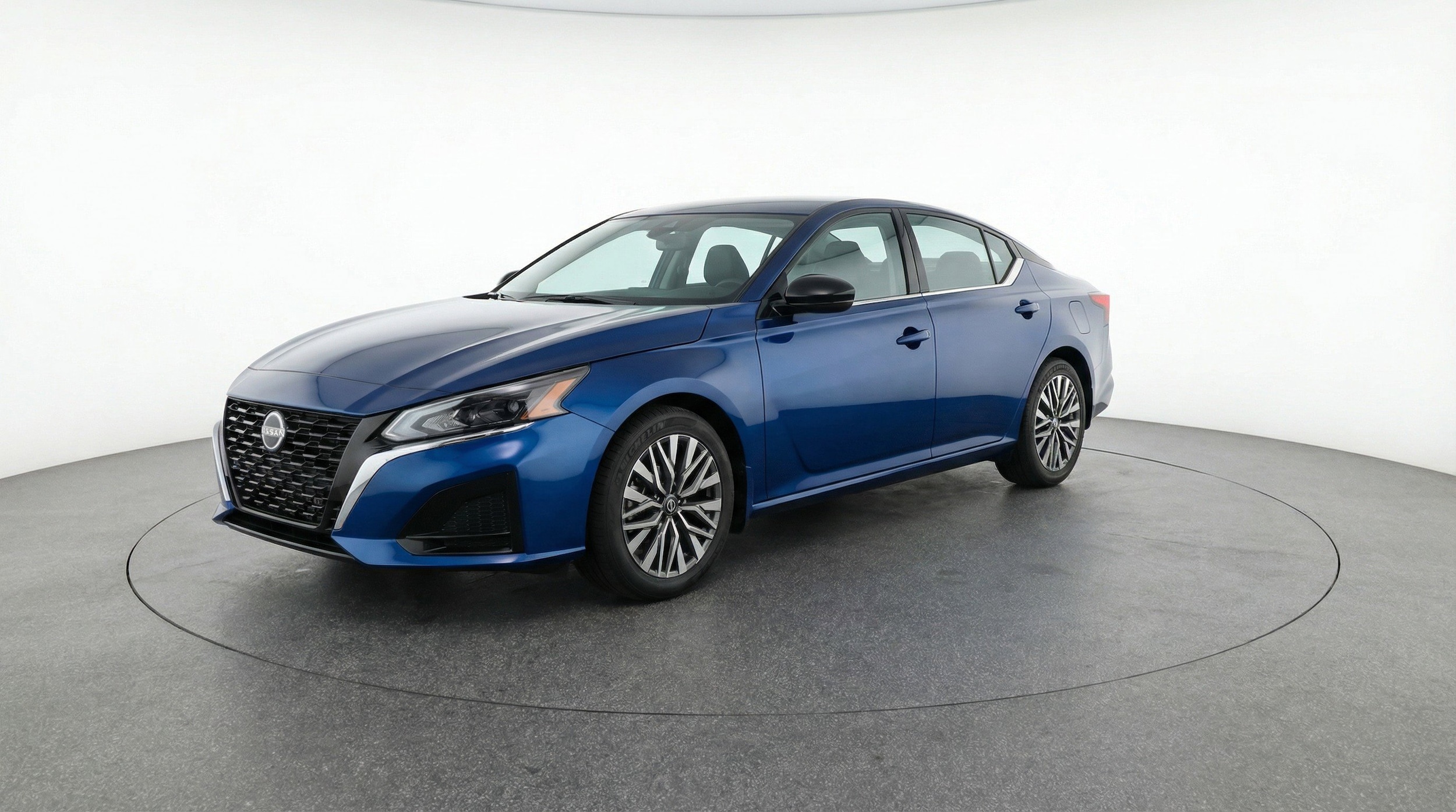 Thumbnail: 2025 Nissan Altima - 3