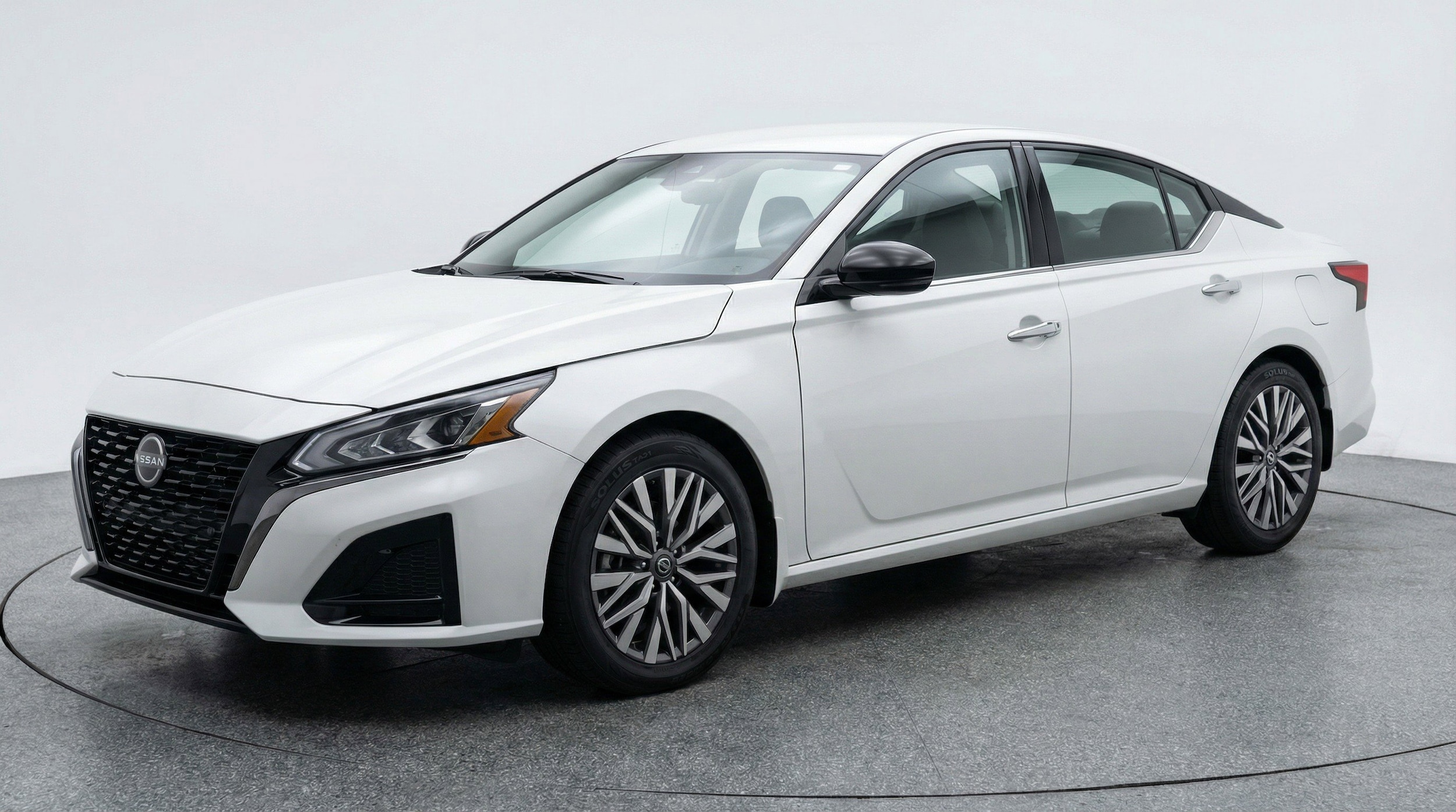 Thumbnail: 2025 Nissan Altima - 3