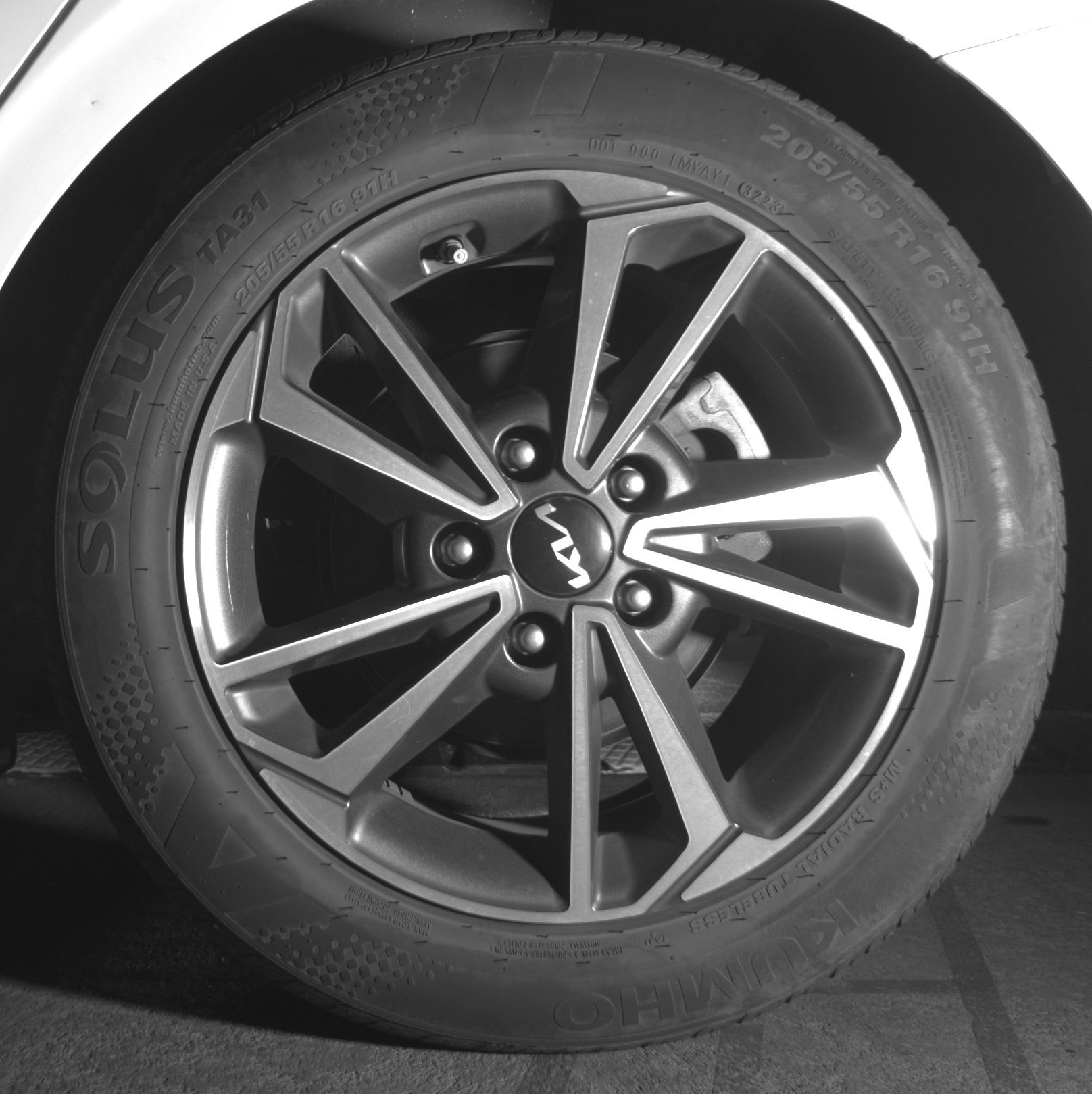 Thumbnail: 2024 Kia Forte - 16