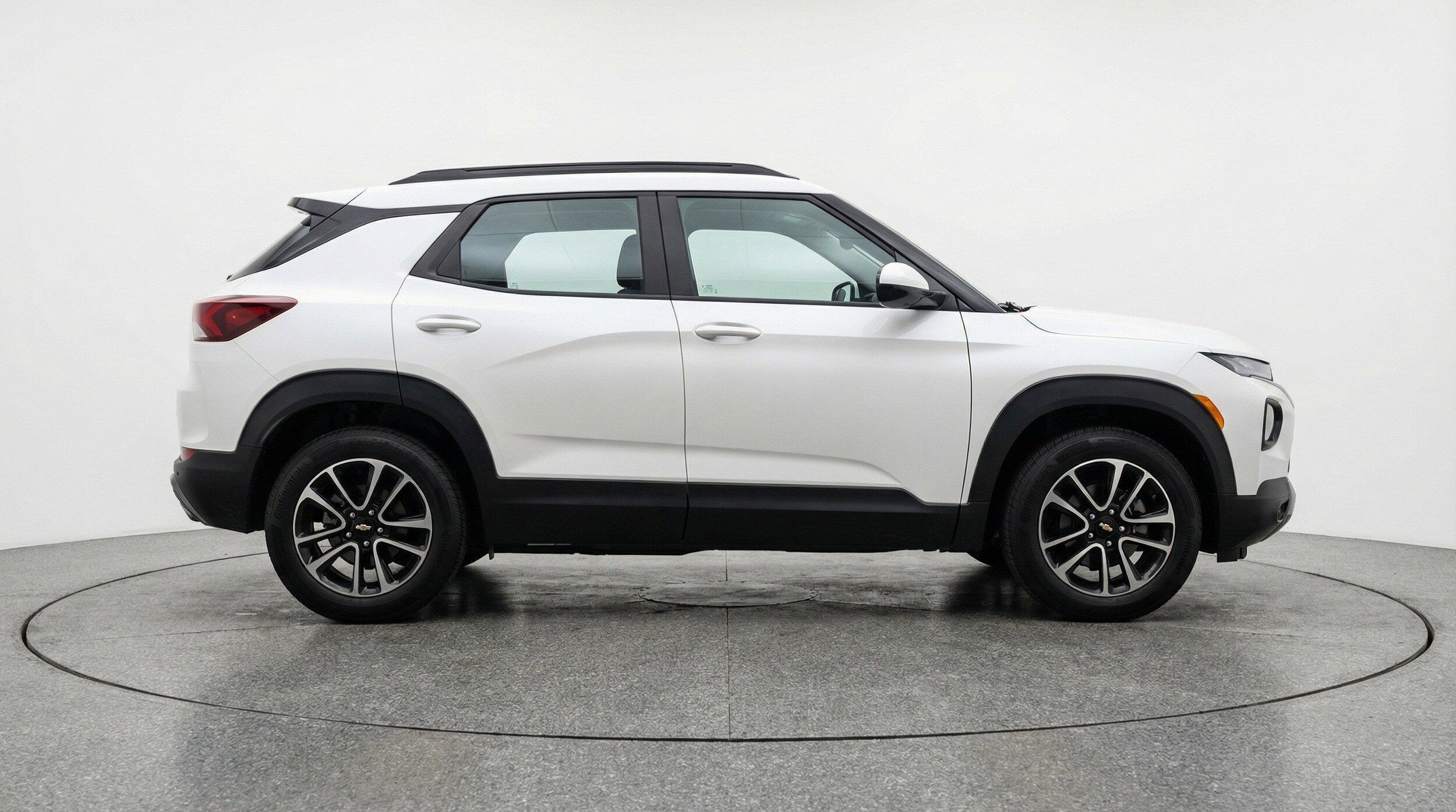 Thumbnail: 2025 Chevrolet TrailBlazer - 11