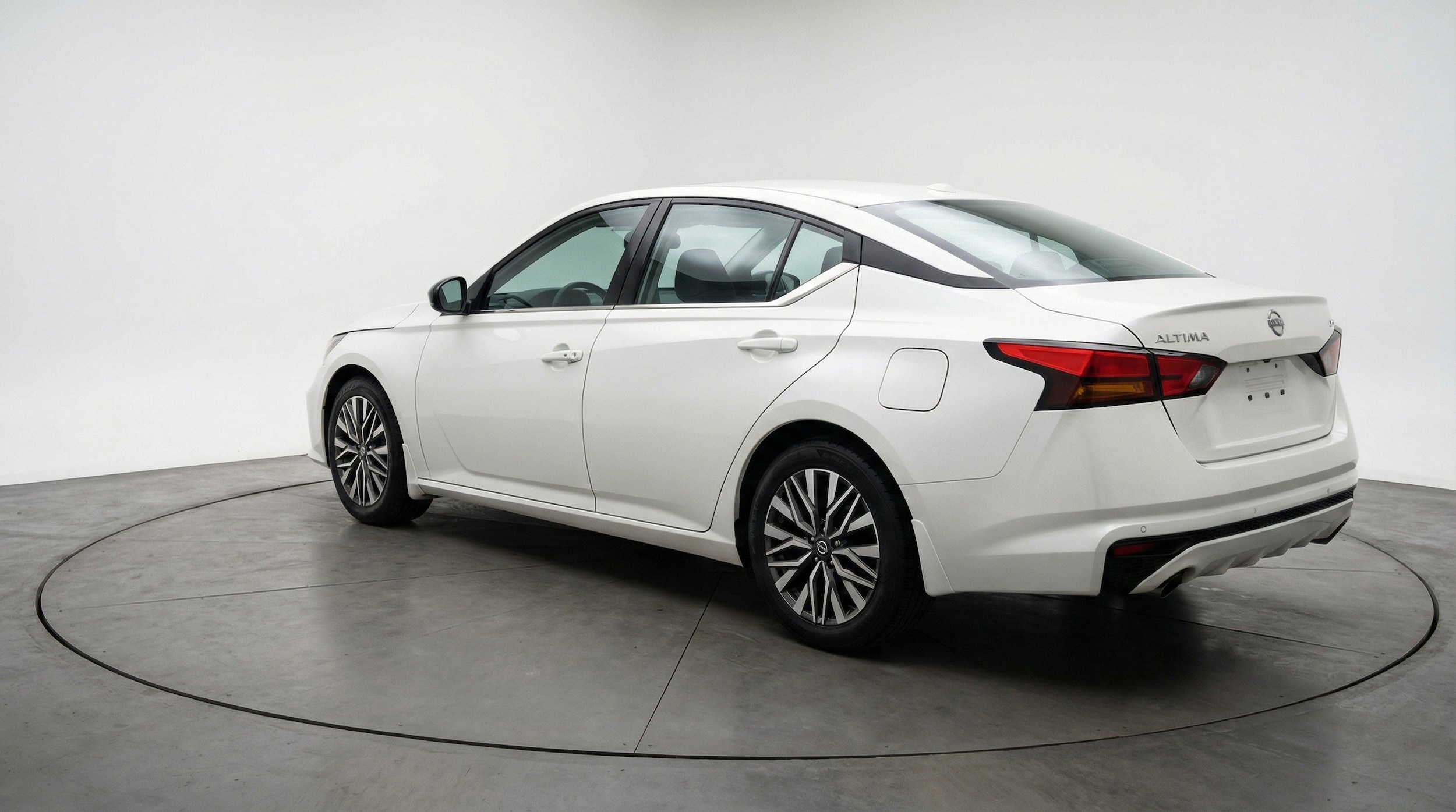 Thumbnail: 2025 Nissan Altima - 6