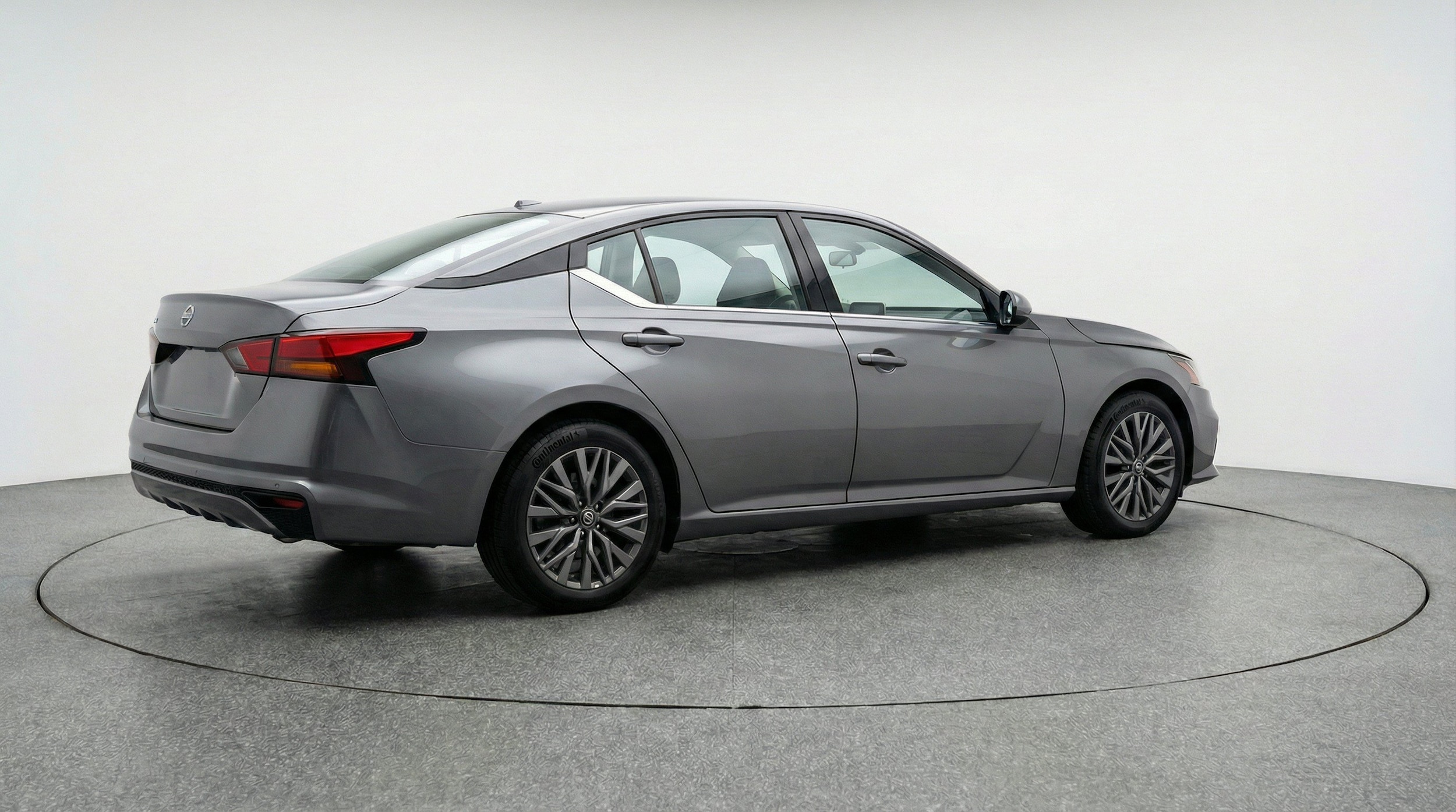 Thumbnail: 2025 Nissan Altima - 9