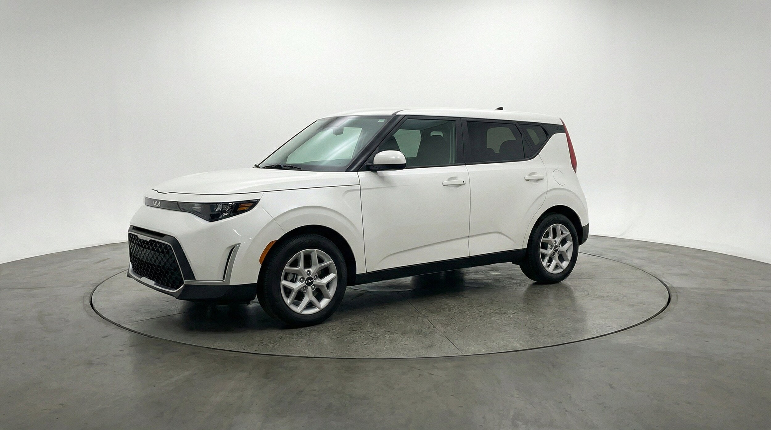 Thumbnail: 2025 Kia Soul - 3