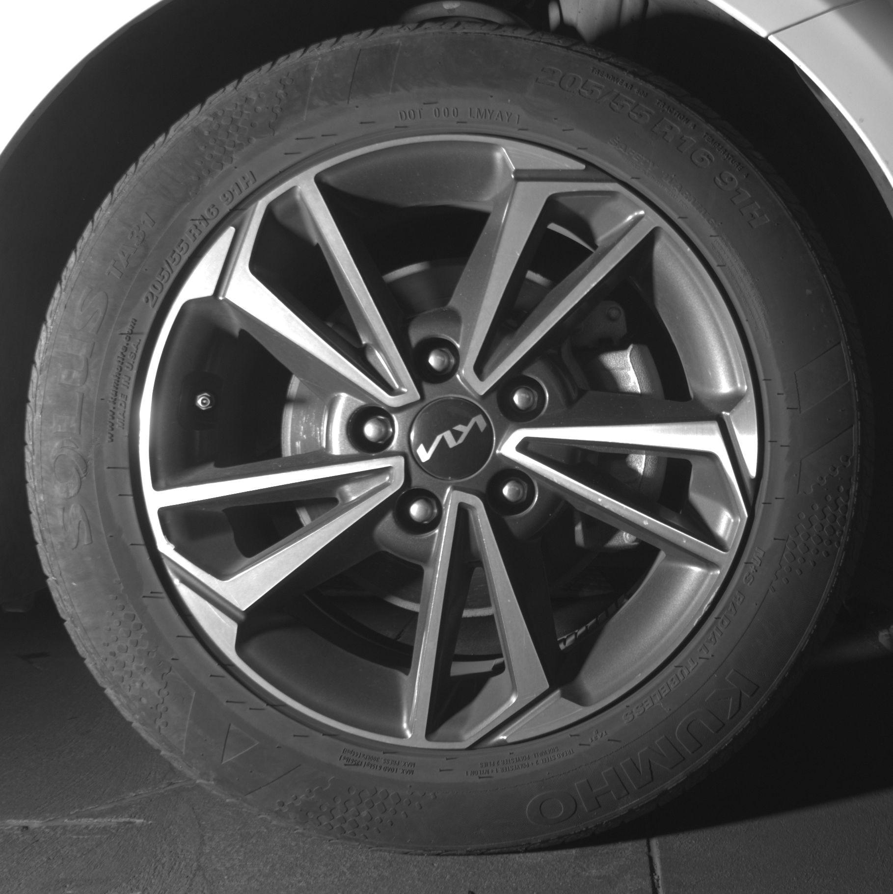 Thumbnail: 2024 Kia Forte - 15