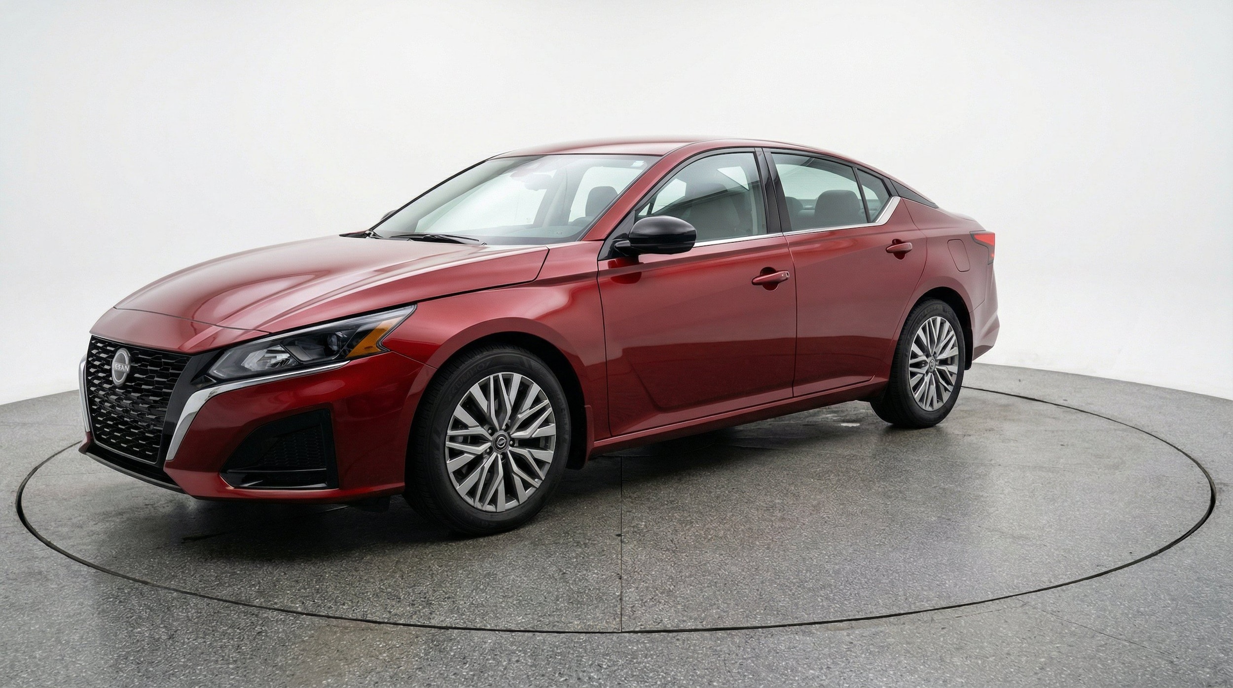 Thumbnail: 2025 Nissan Altima - 3