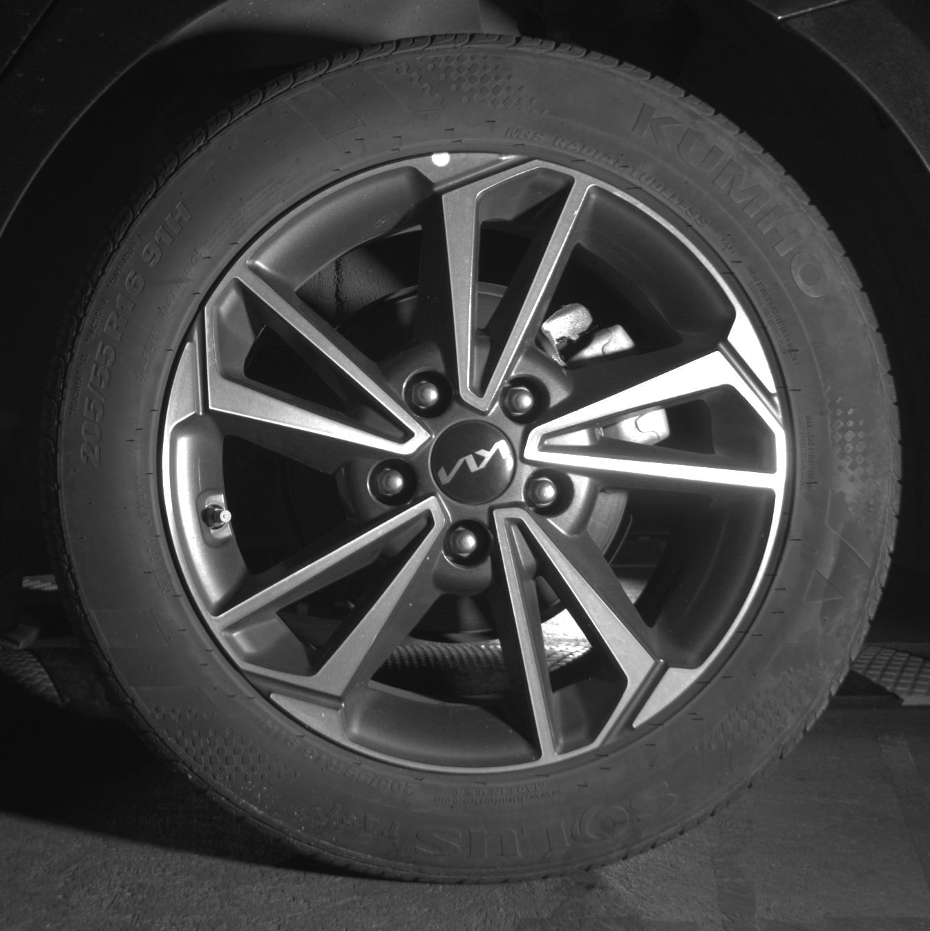 Thumbnail: 2024 Kia Forte - 16