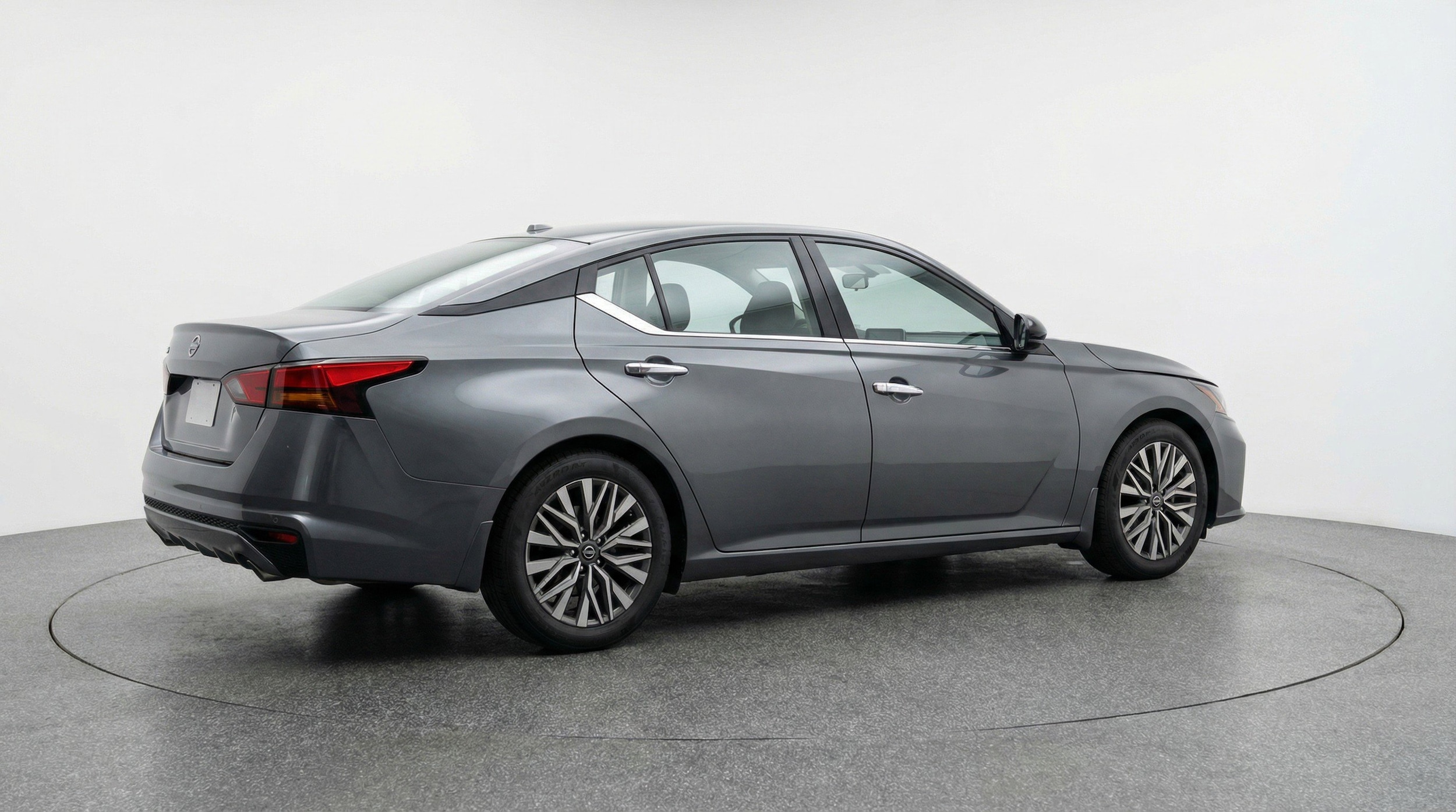 Thumbnail: 2025 Nissan Altima - 9