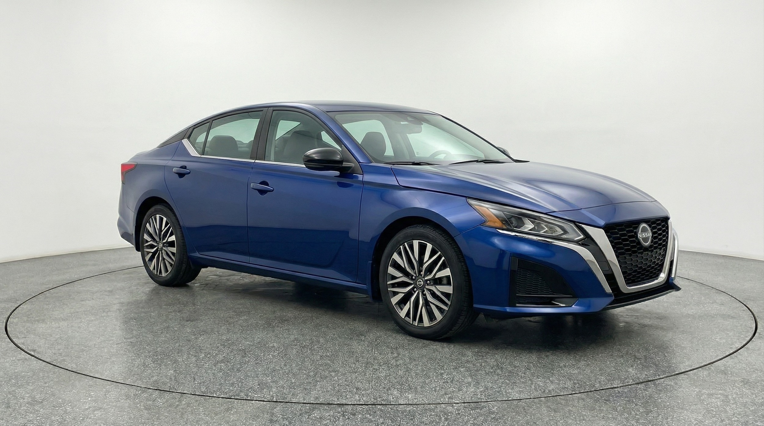 Thumbnail: 2025 Nissan Altima - 1