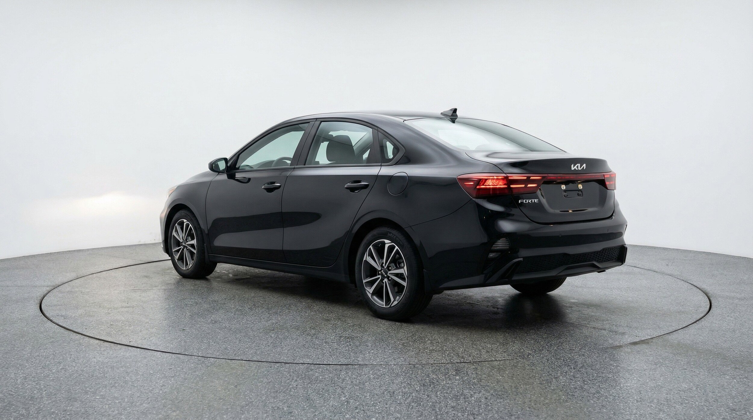 Thumbnail: 2024 Kia Forte - 6