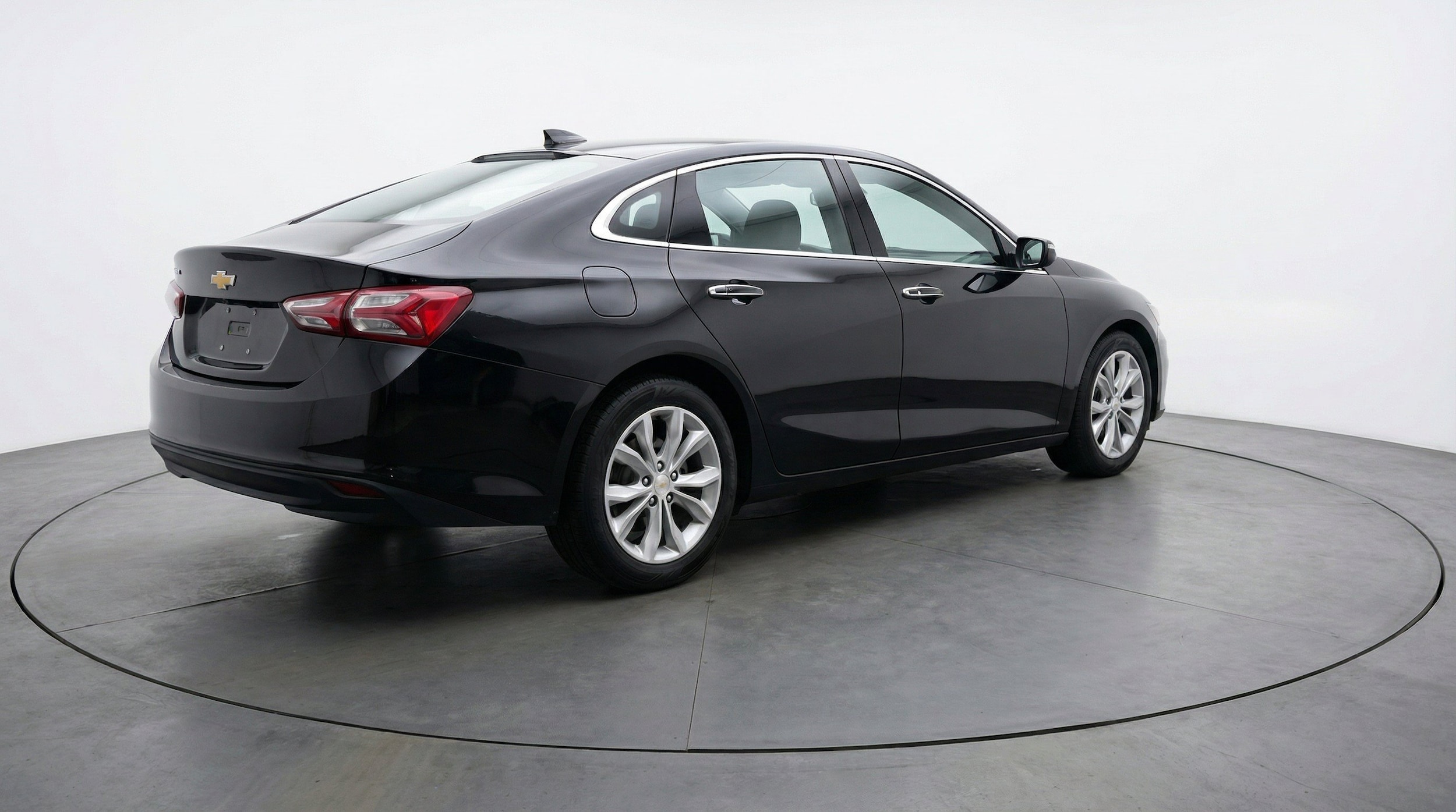 Thumbnail: 2024 Chevrolet Malibu - 9