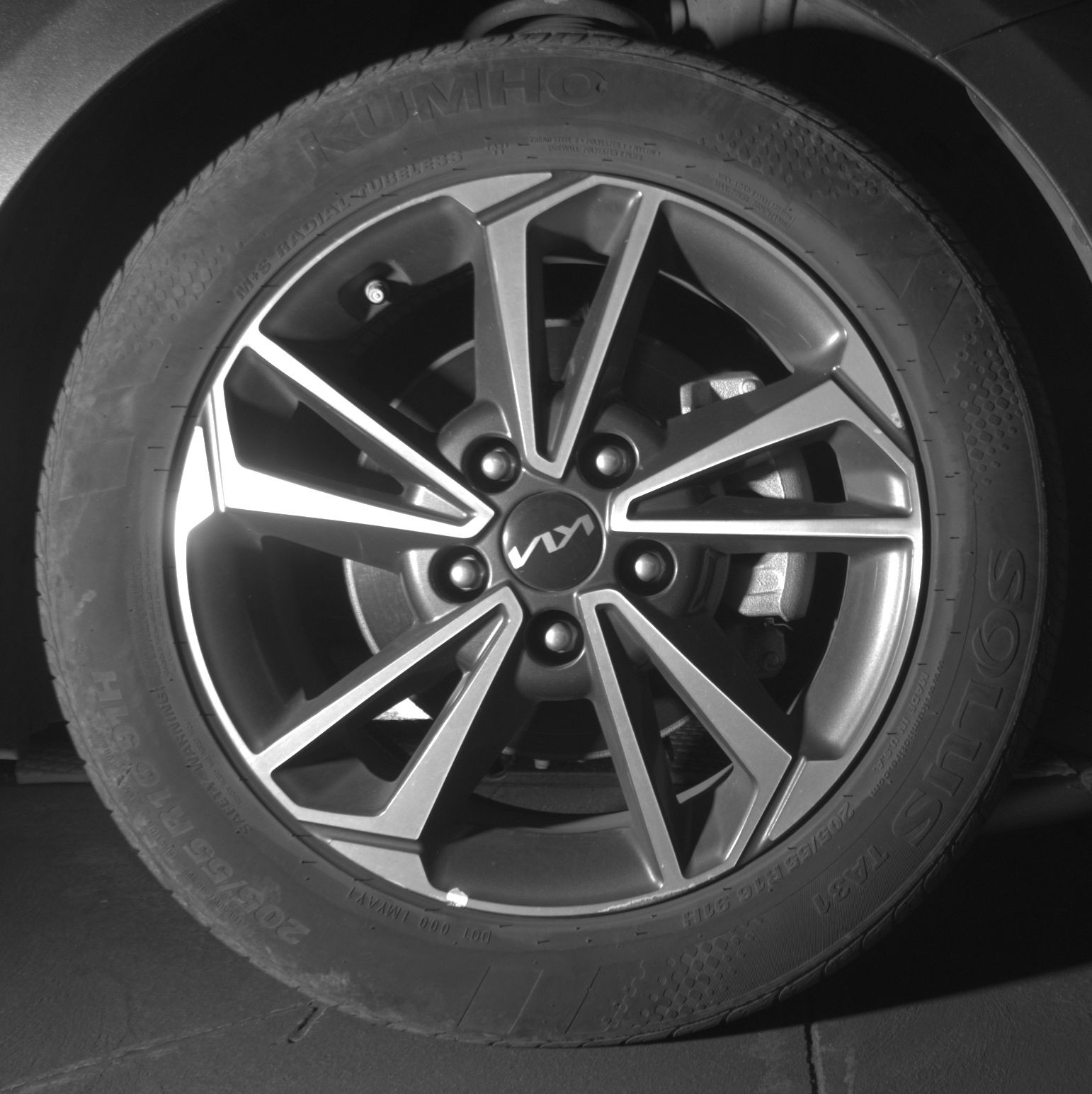 Thumbnail: 2024 Kia Forte - 15