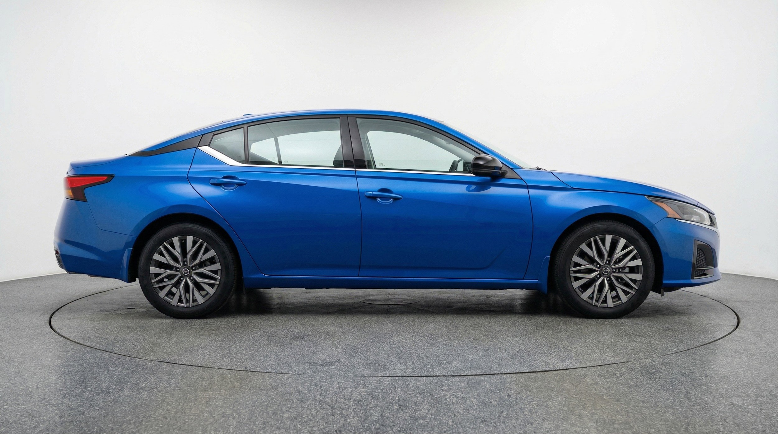Thumbnail: 2025 Nissan Altima - 11