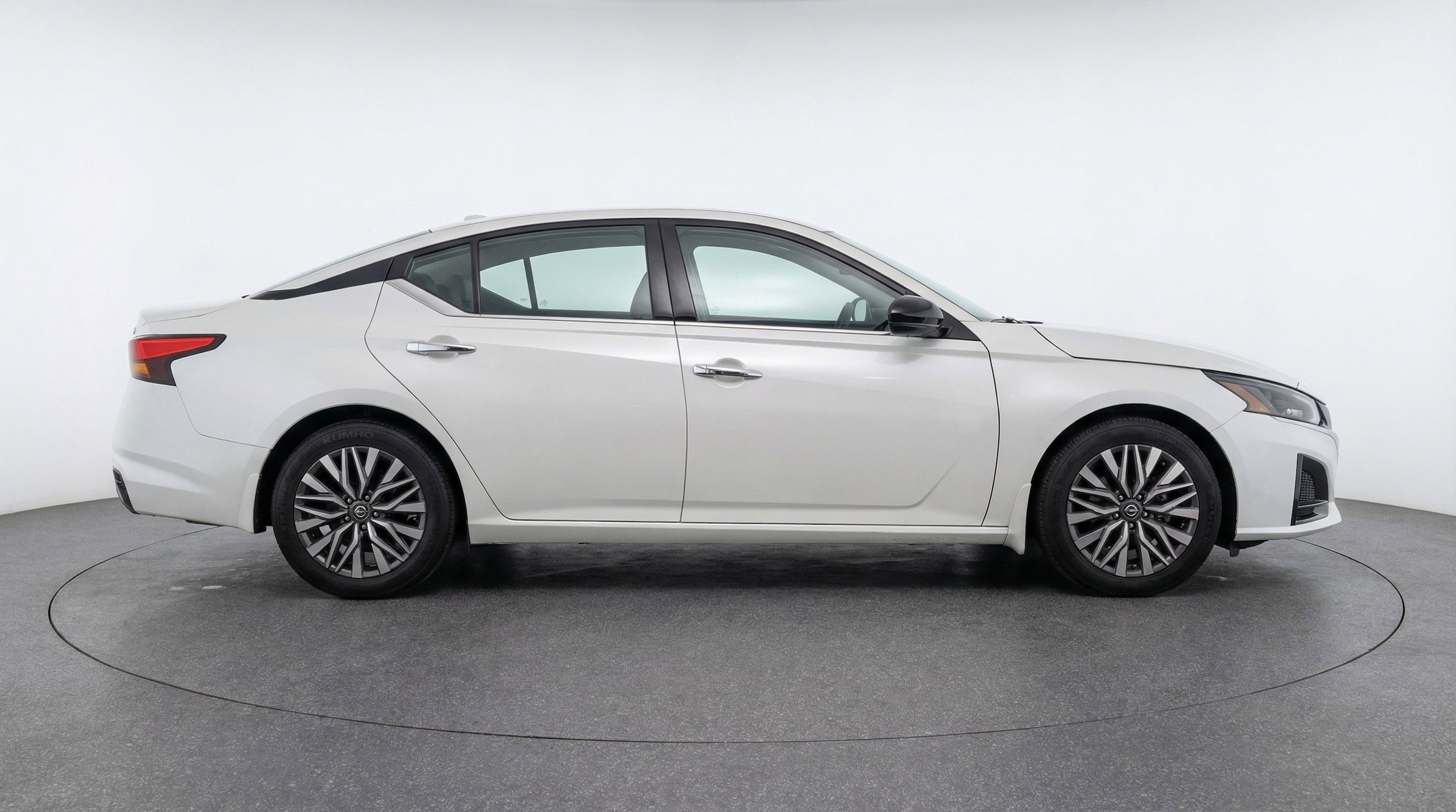 Thumbnail: 2025 Nissan Altima - 11